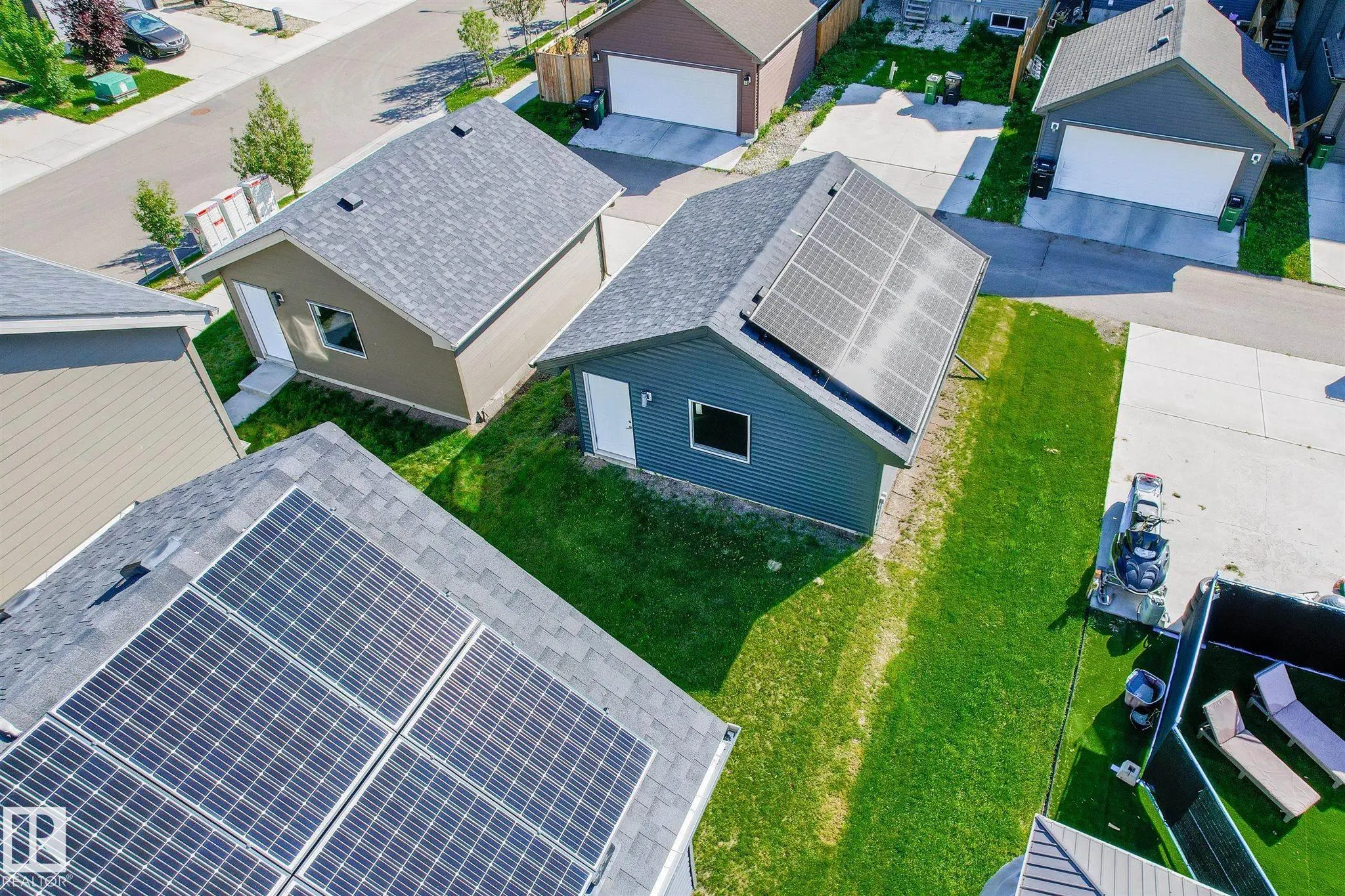 1647 GRAYDON HILL LINK Link