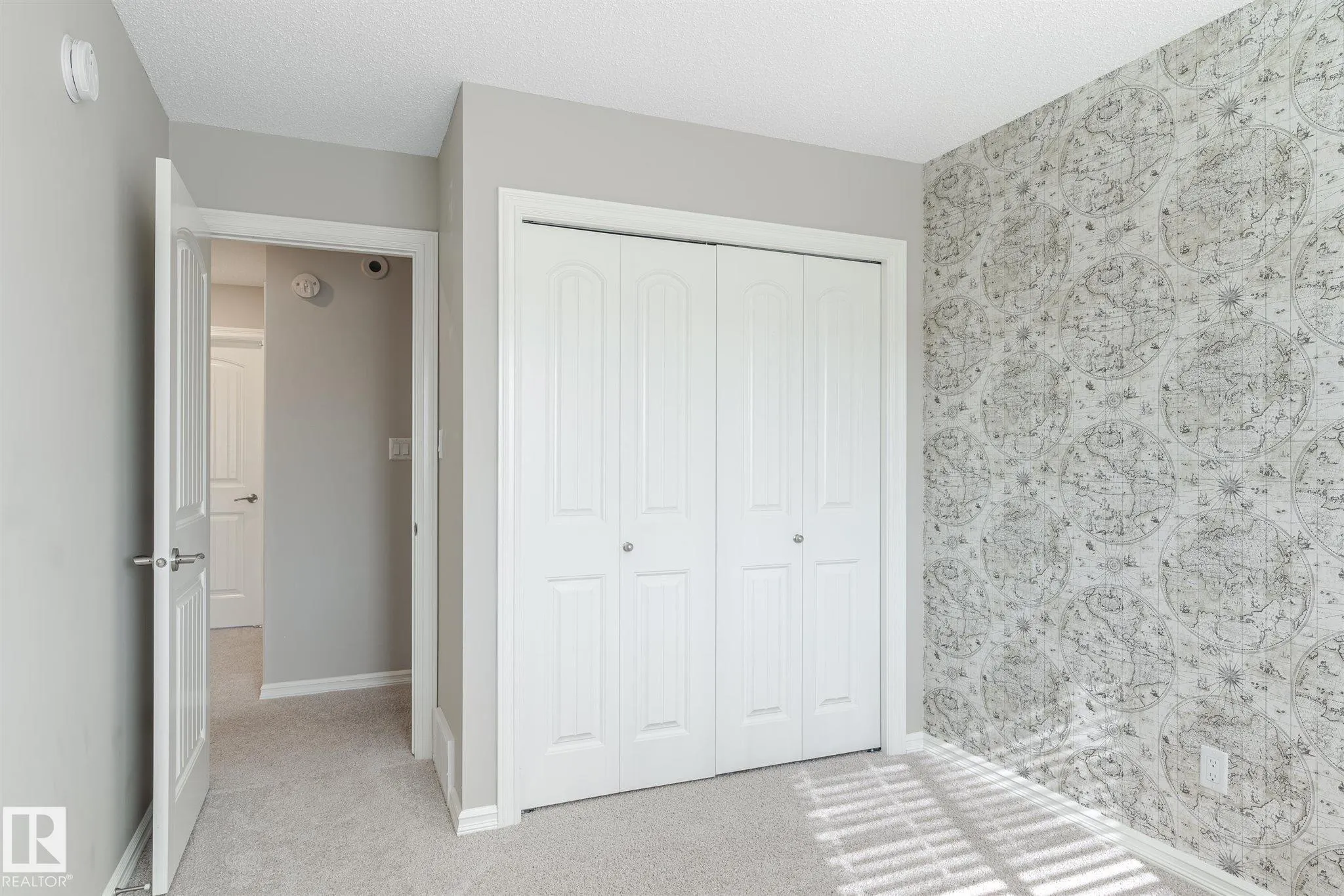 1647 GRAYDON HILL LINK Link