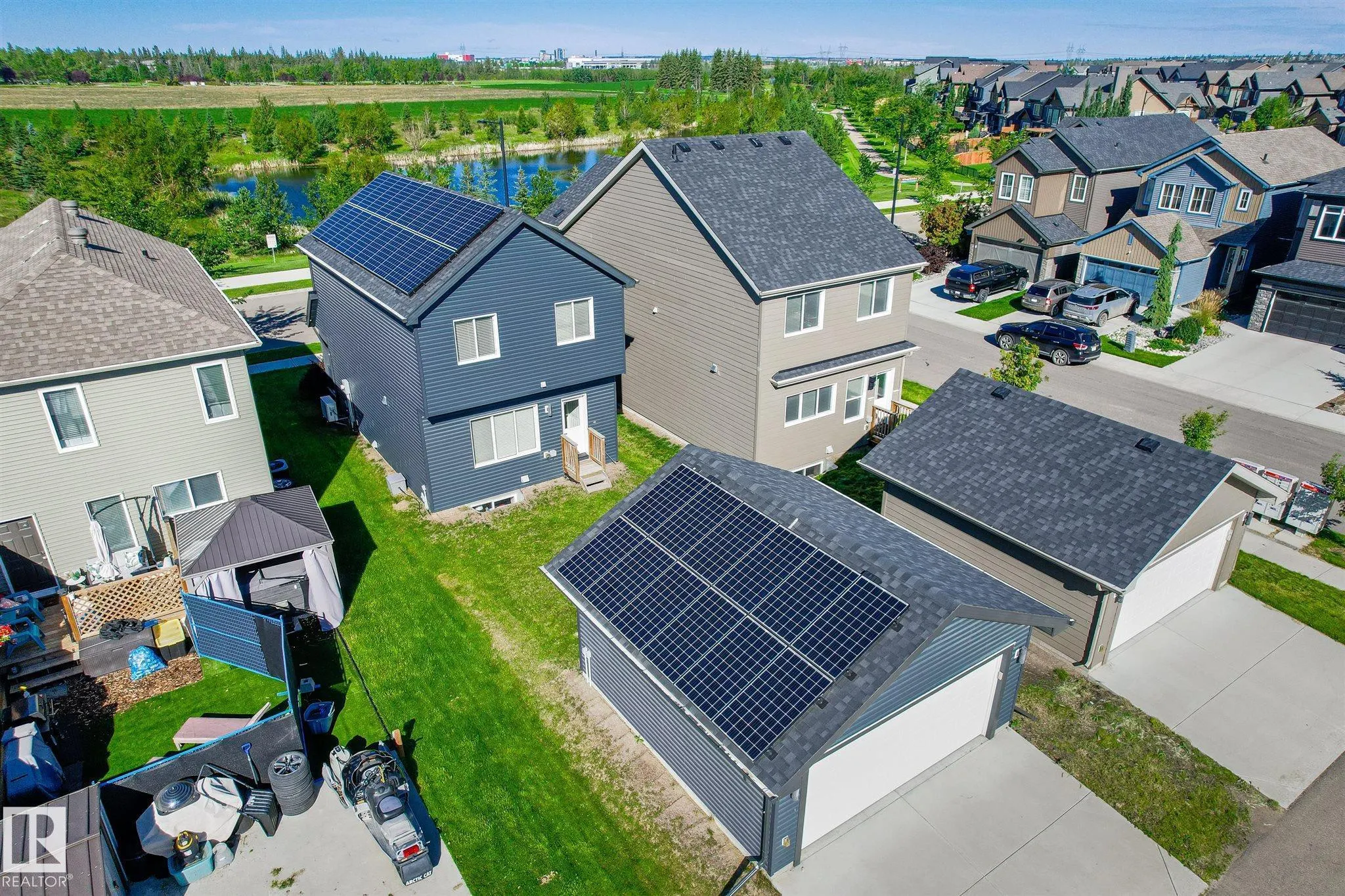 1647 GRAYDON HILL LINK Link