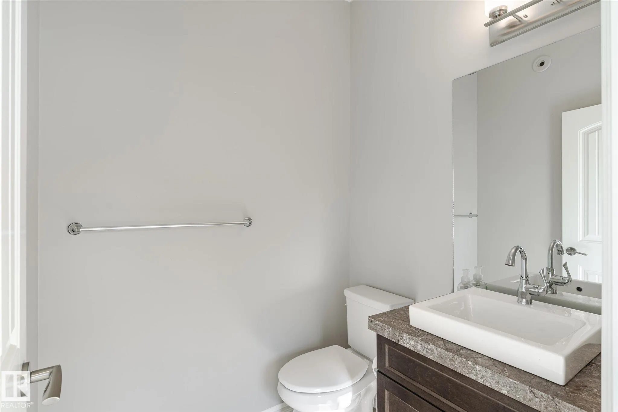 1647 GRAYDON HILL LINK Link