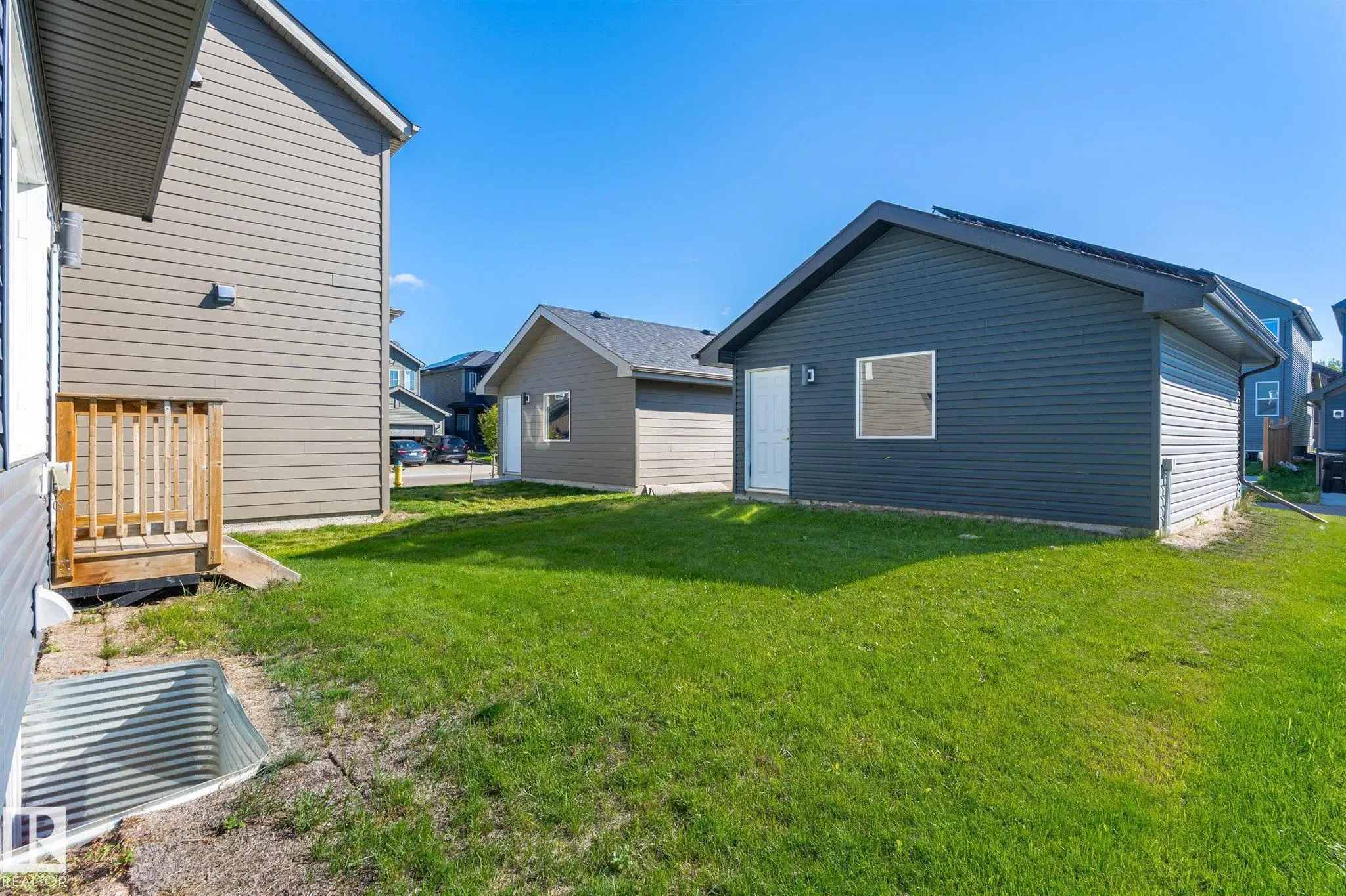 1647 GRAYDON HILL LINK Link