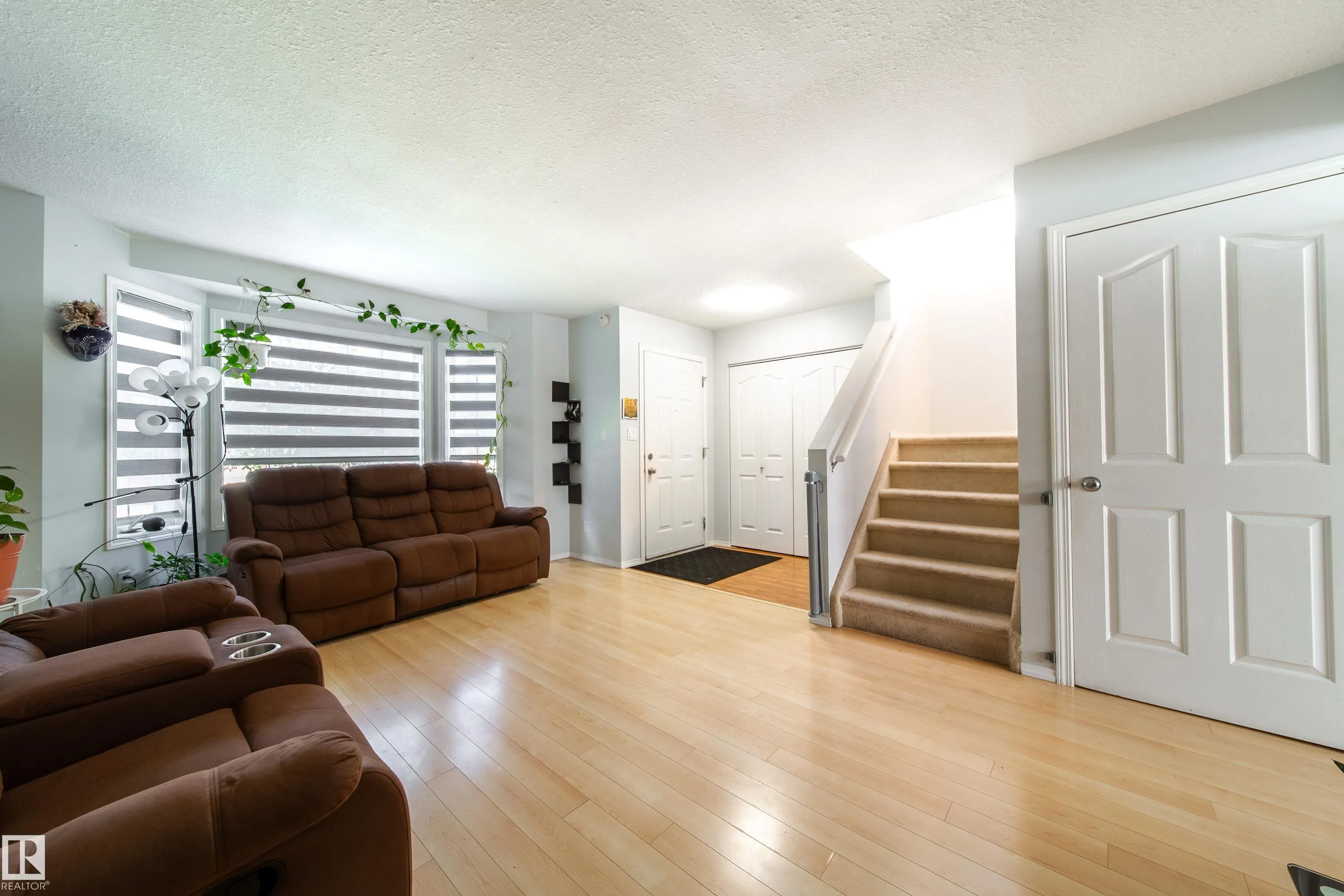 1905 36 Avenue