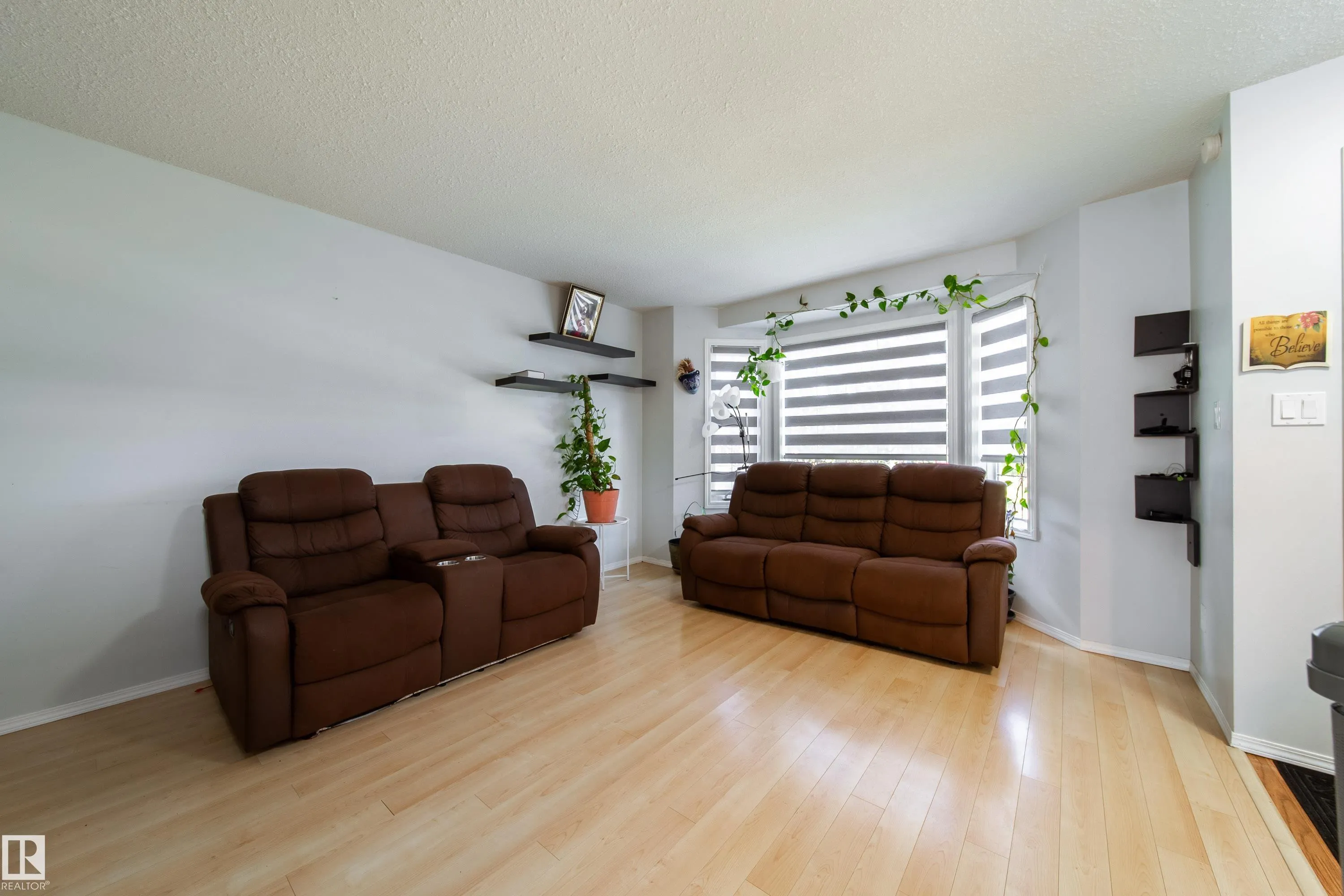 1905 36 Avenue