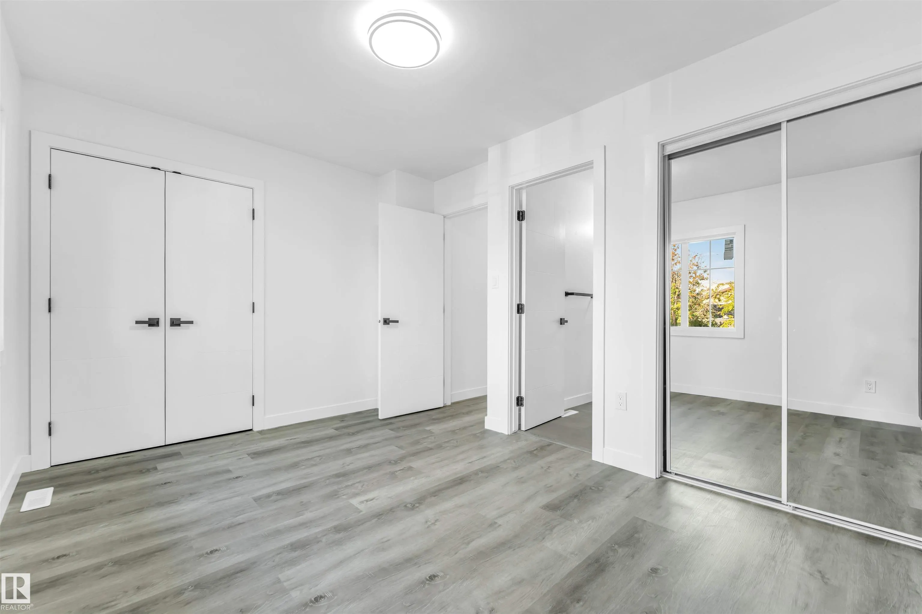 13604 139 Street