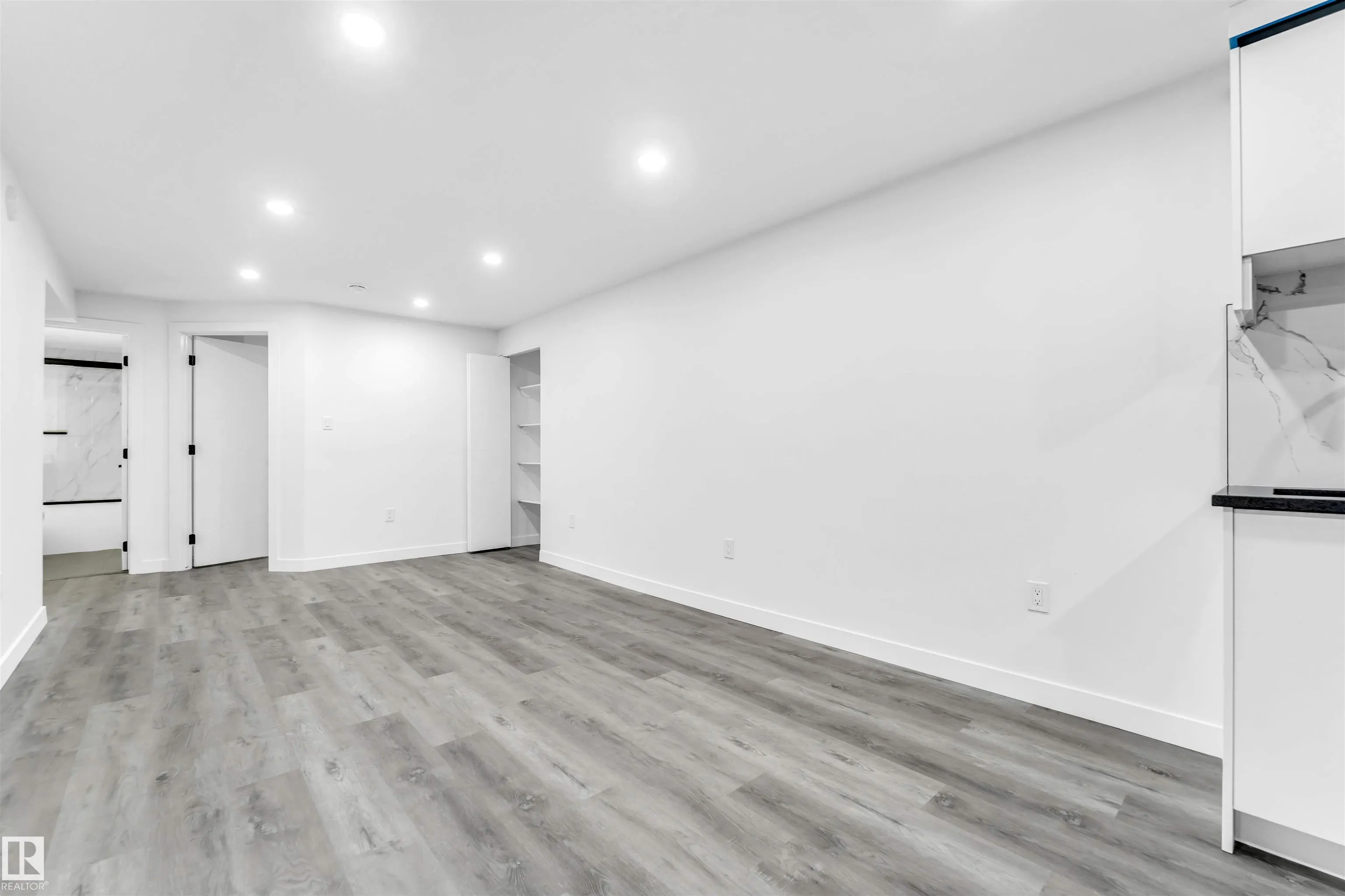 13604 139 Street