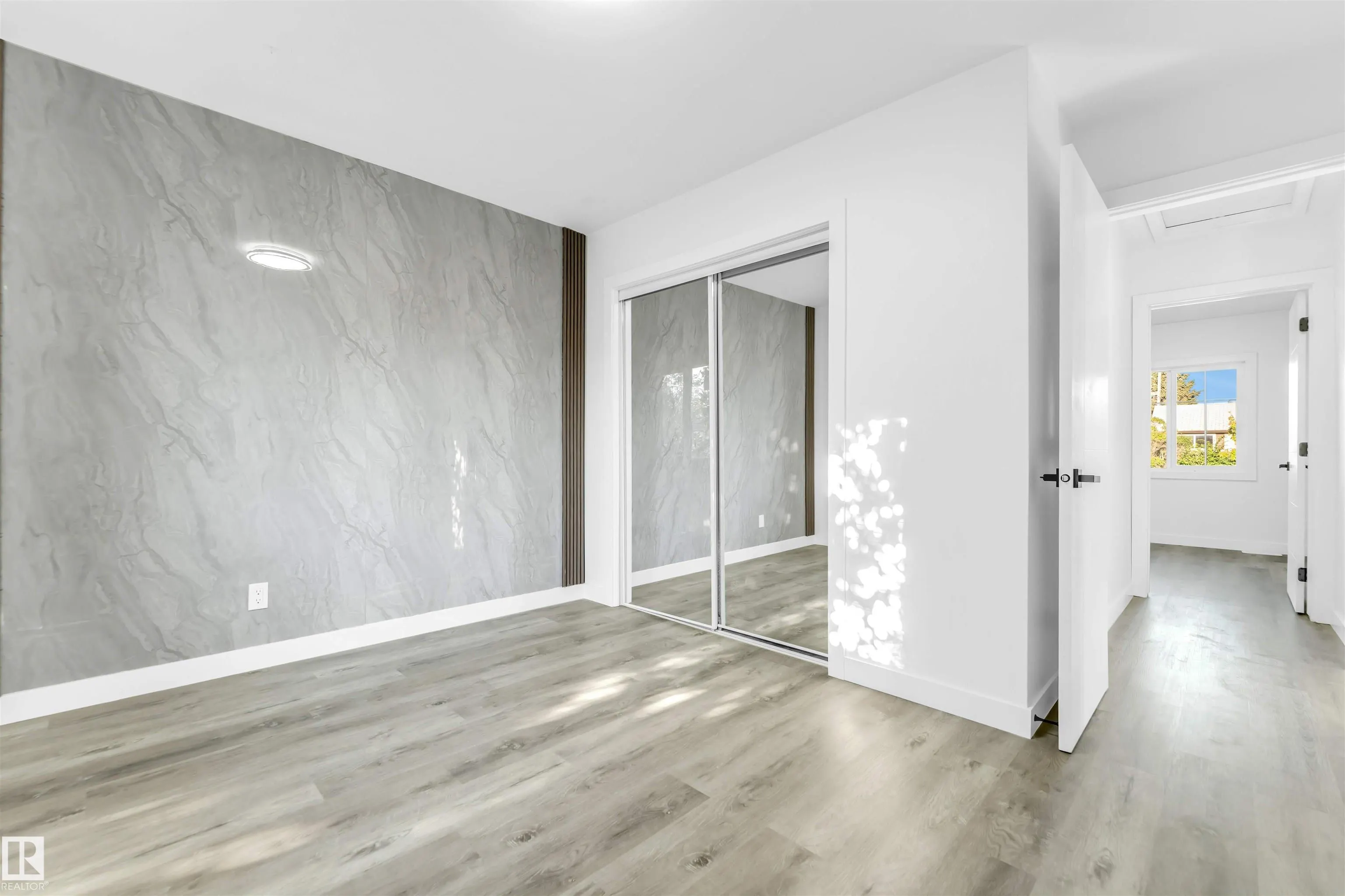 13604 139 Street