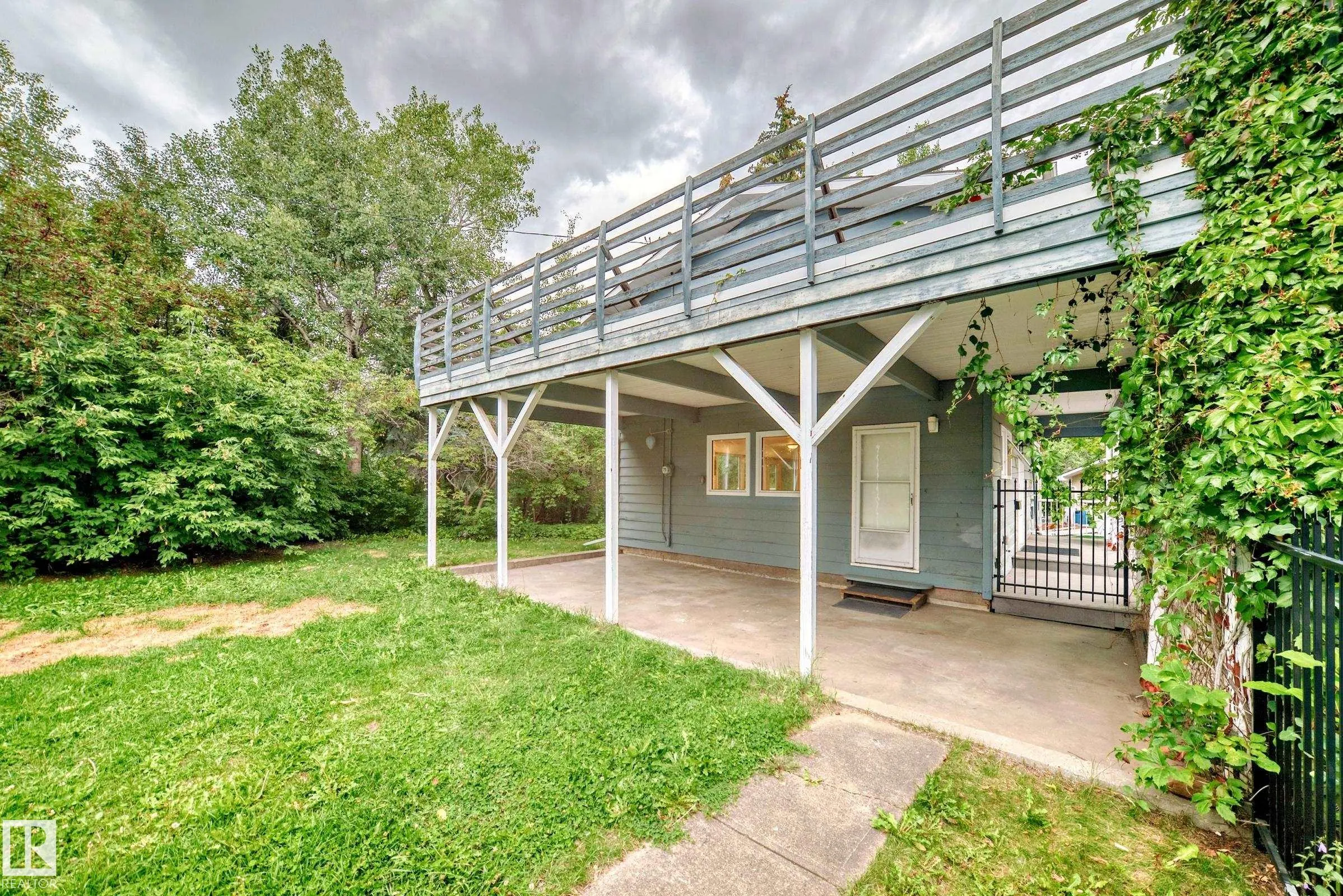 16 SCARBORO Place