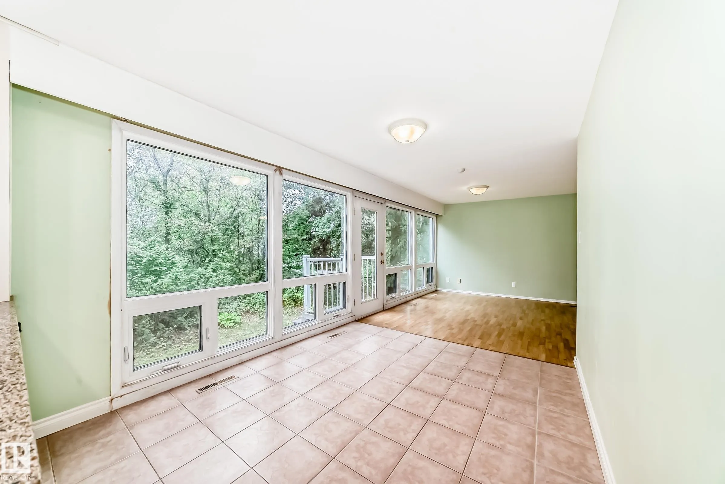 16 SCARBORO Place