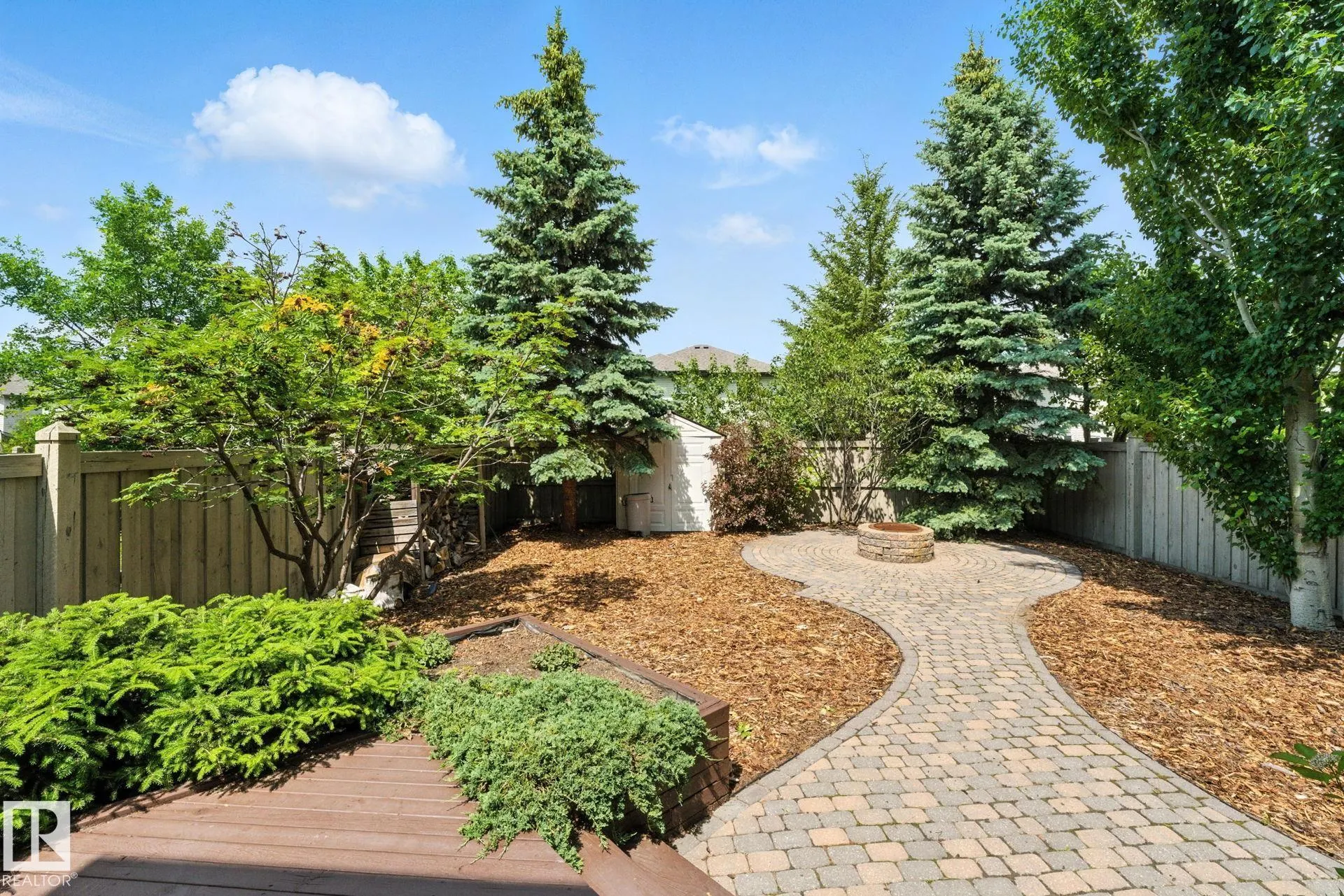 3583 MCLEAN Crescent