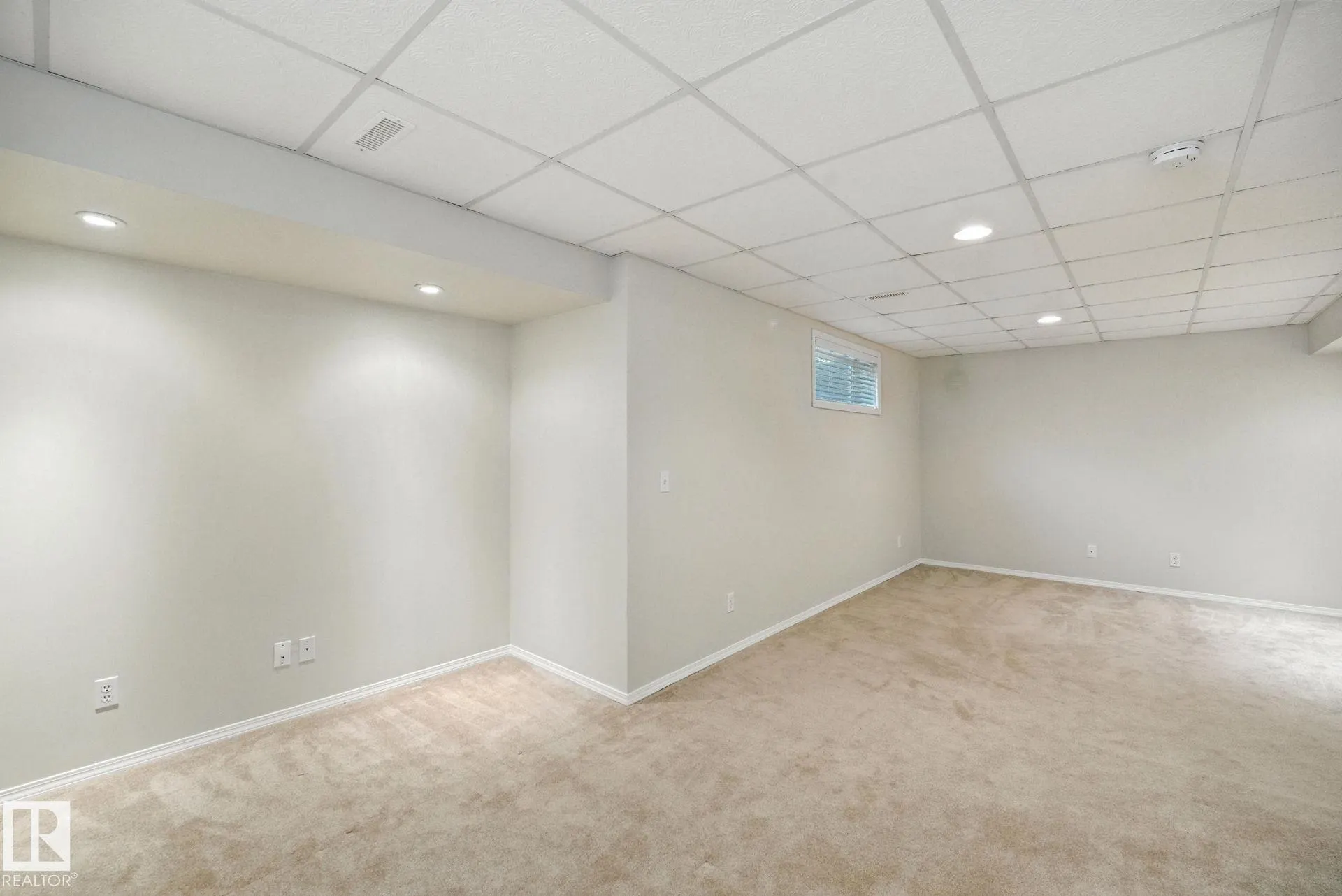 3583 MCLEAN Crescent