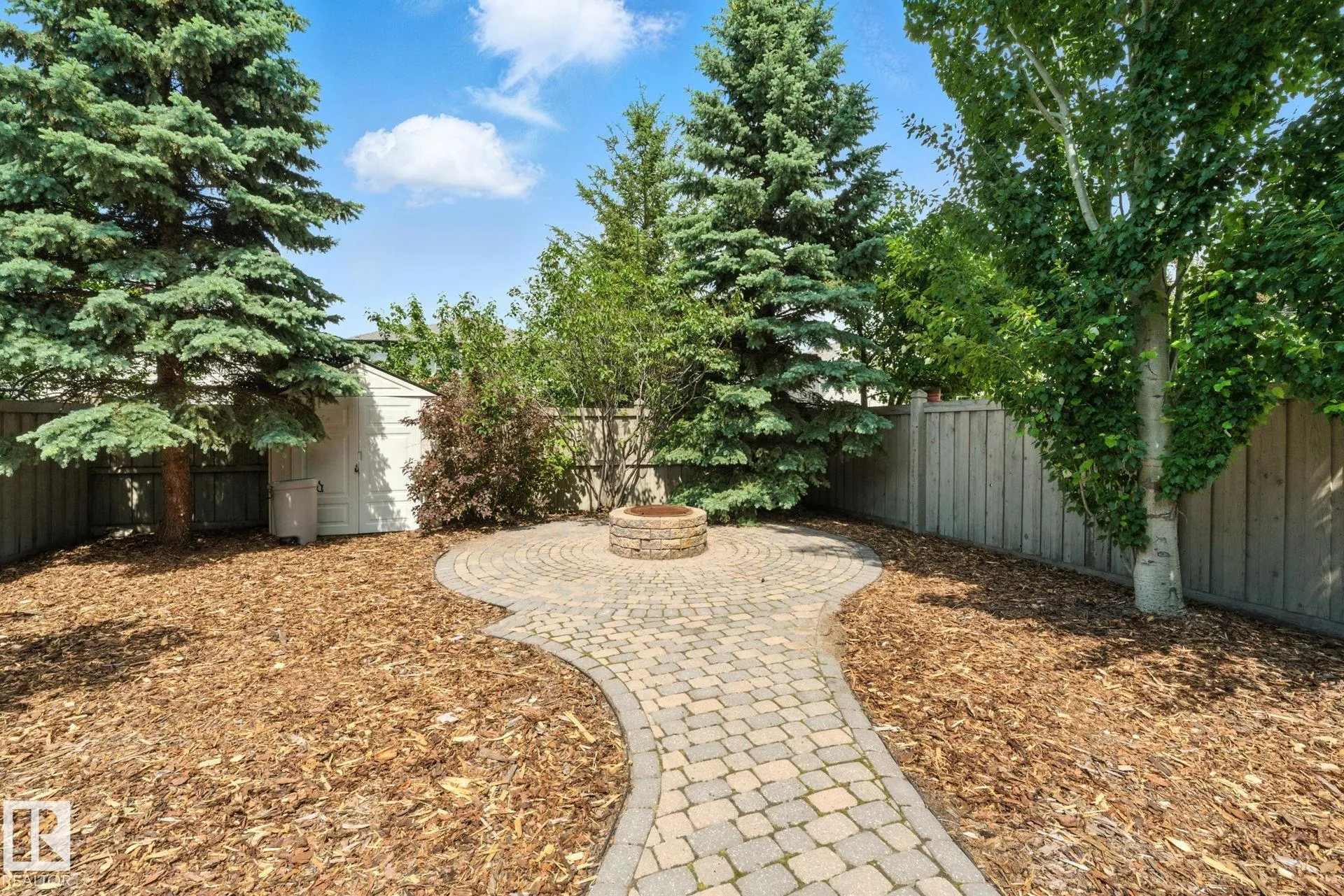3583 MCLEAN Crescent
