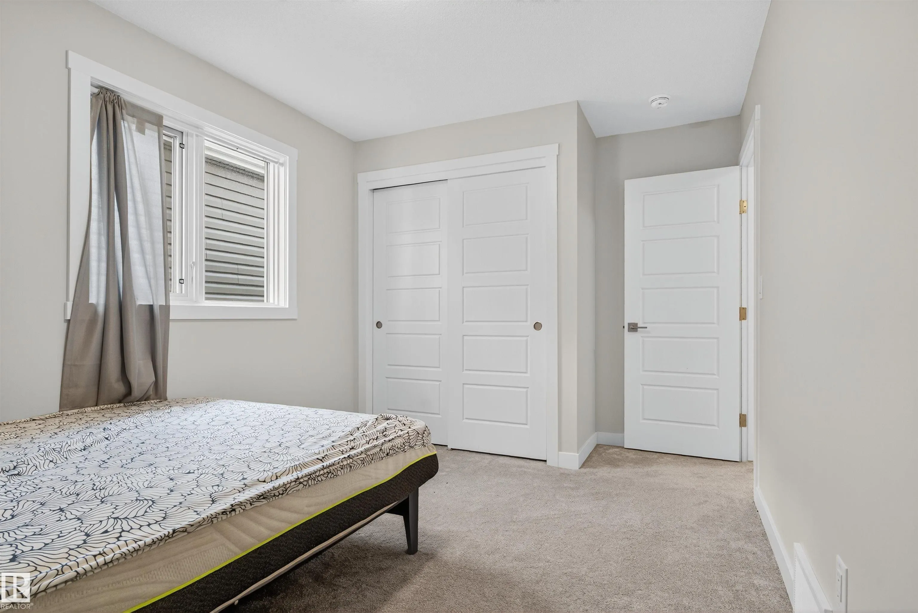 20806 19A Avenue