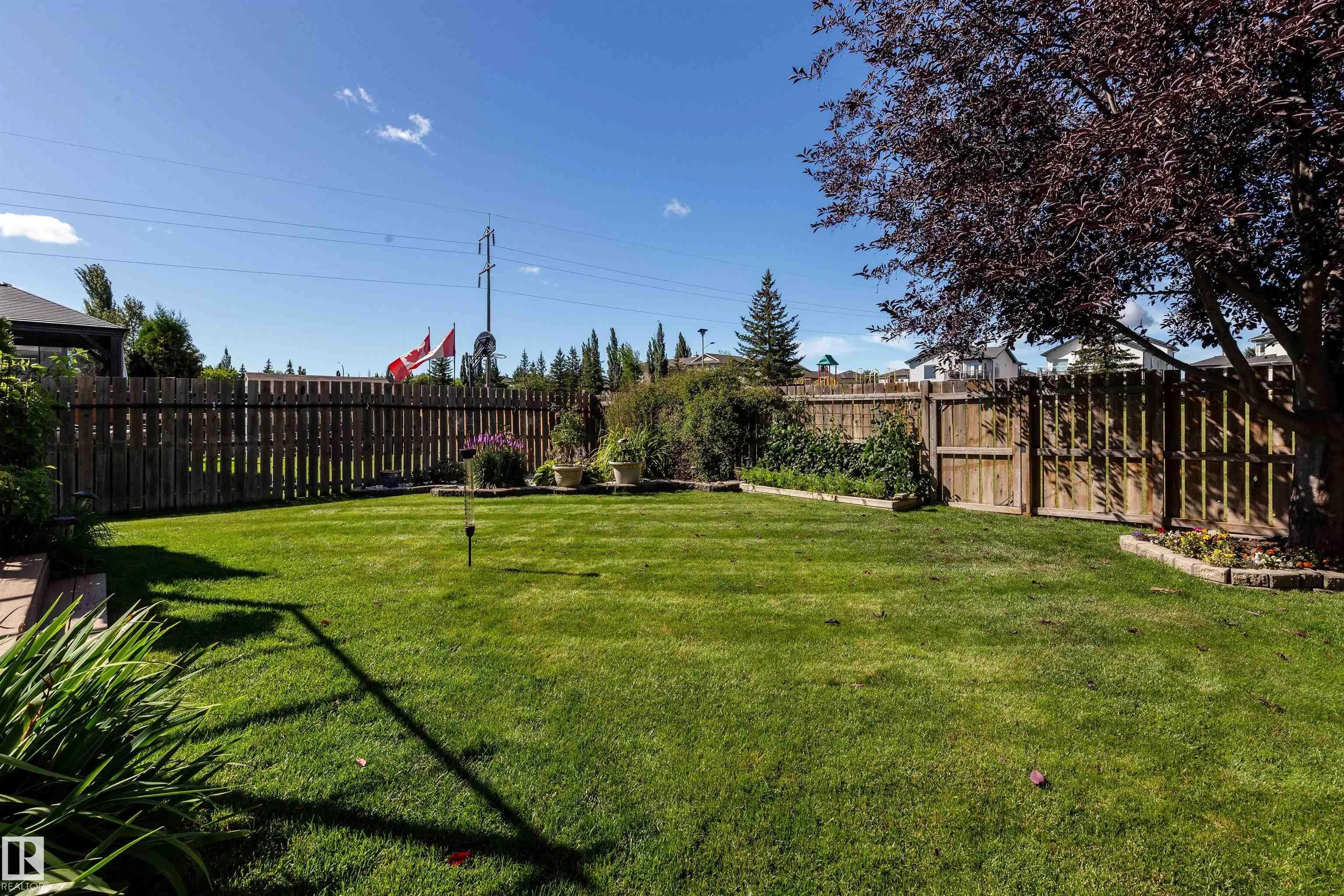18 GRAYRIDGE Bay