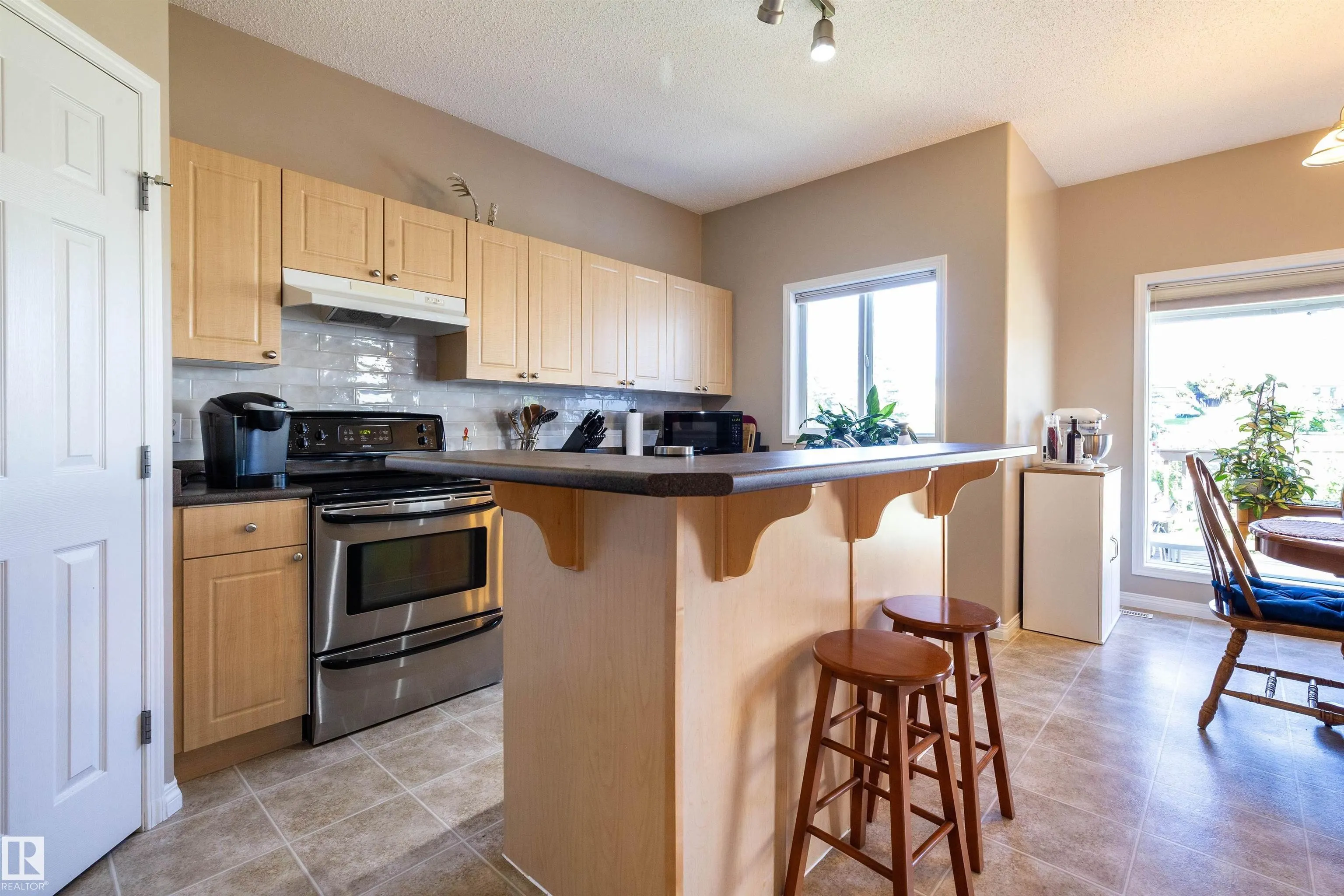 18 GRAYRIDGE Bay