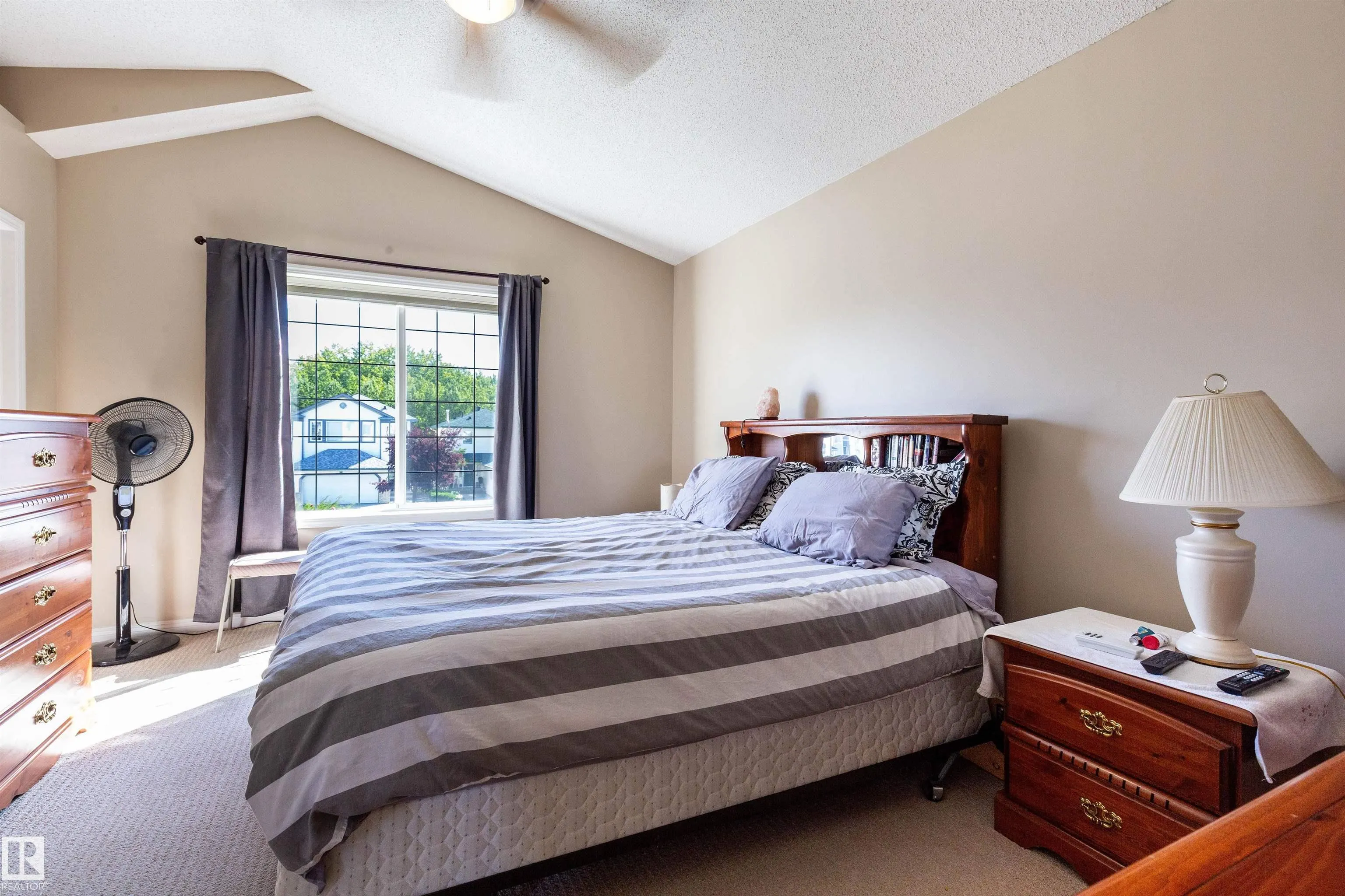 18 GRAYRIDGE Bay