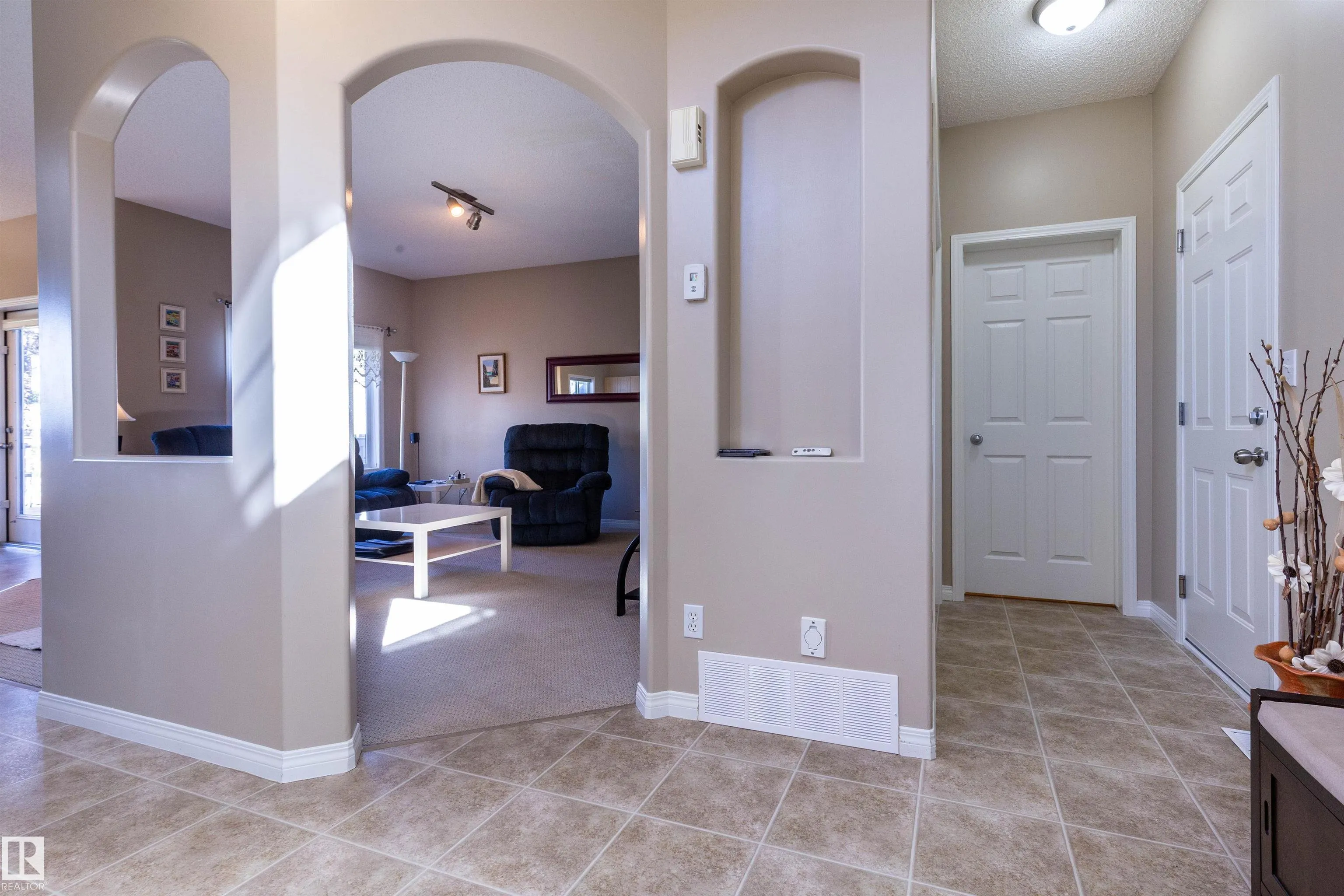 18 GRAYRIDGE Bay
