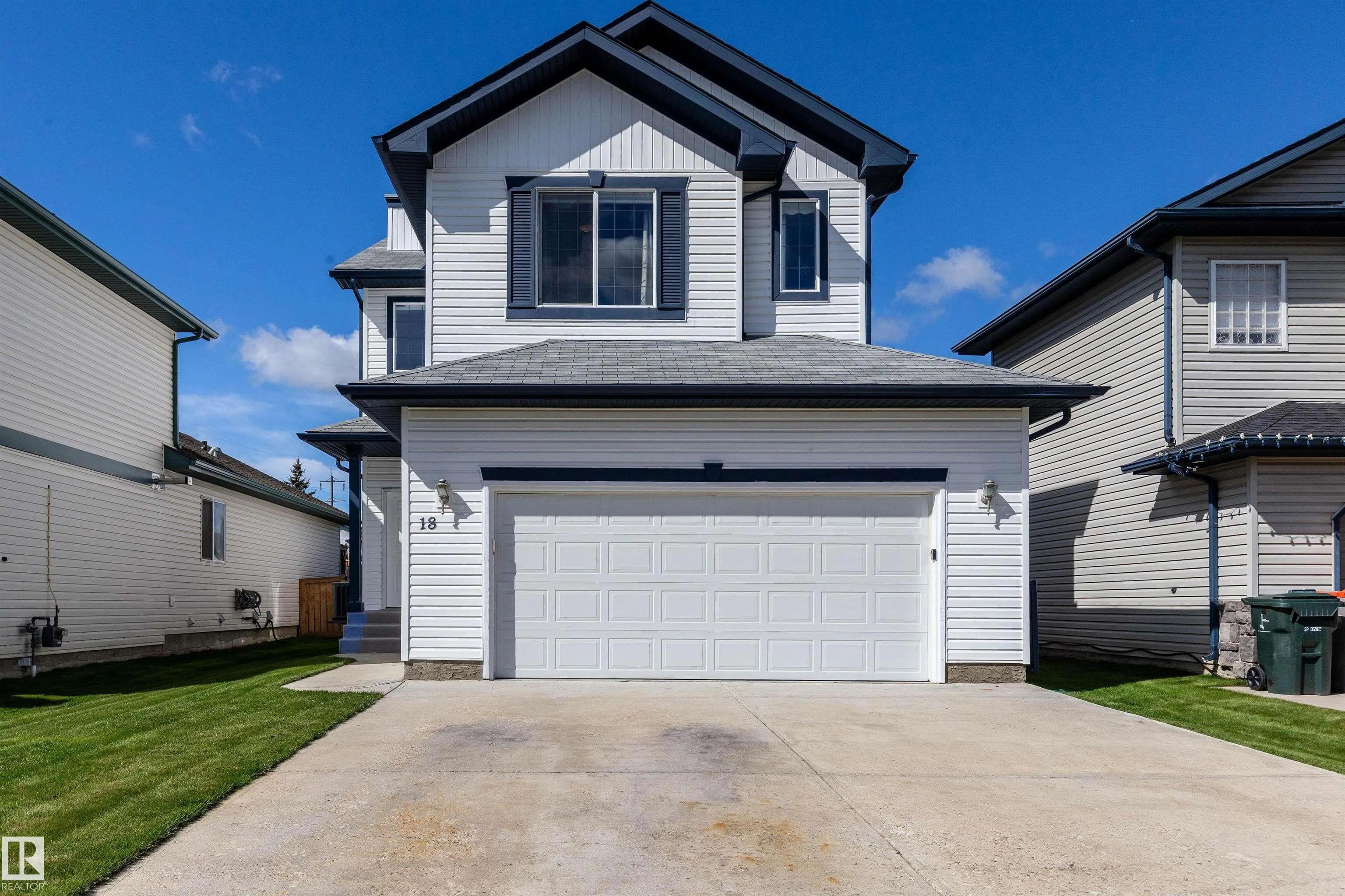 18 GRAYRIDGE Bay