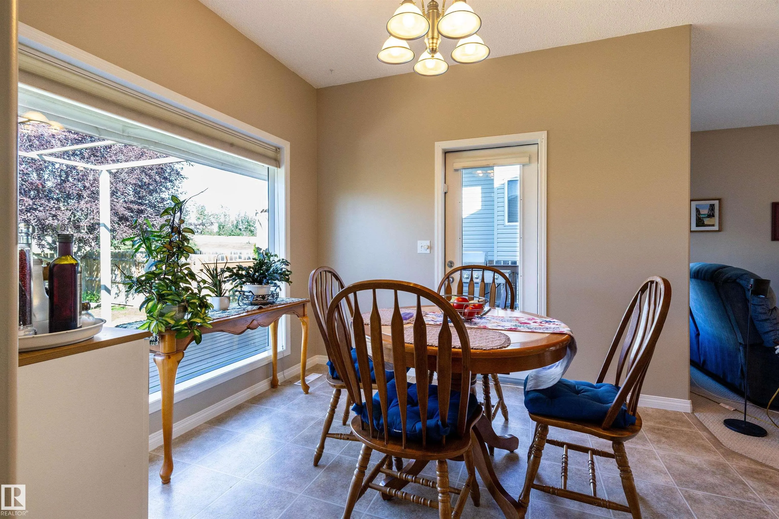 18 GRAYRIDGE Bay