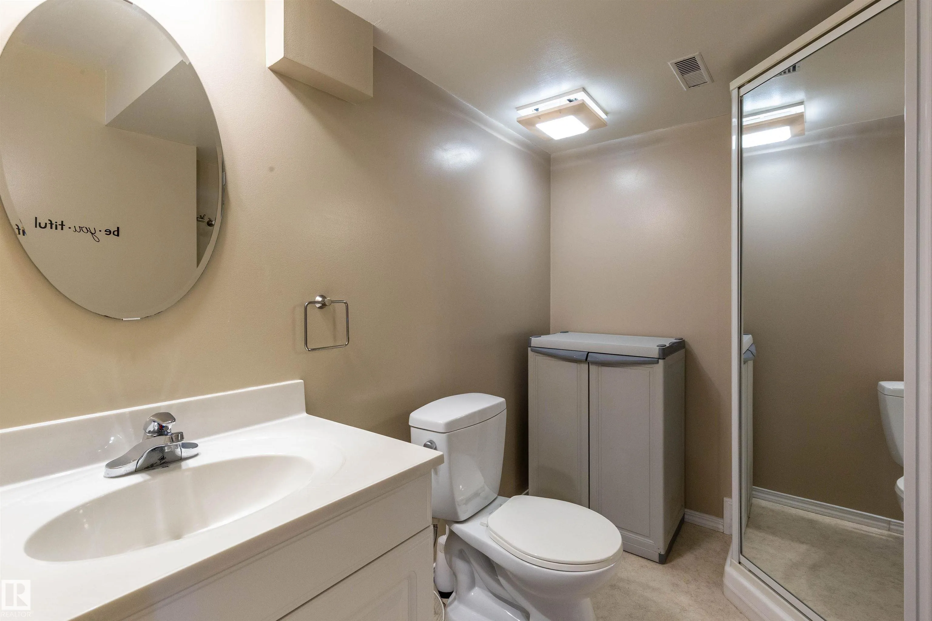 18 GRAYRIDGE Bay