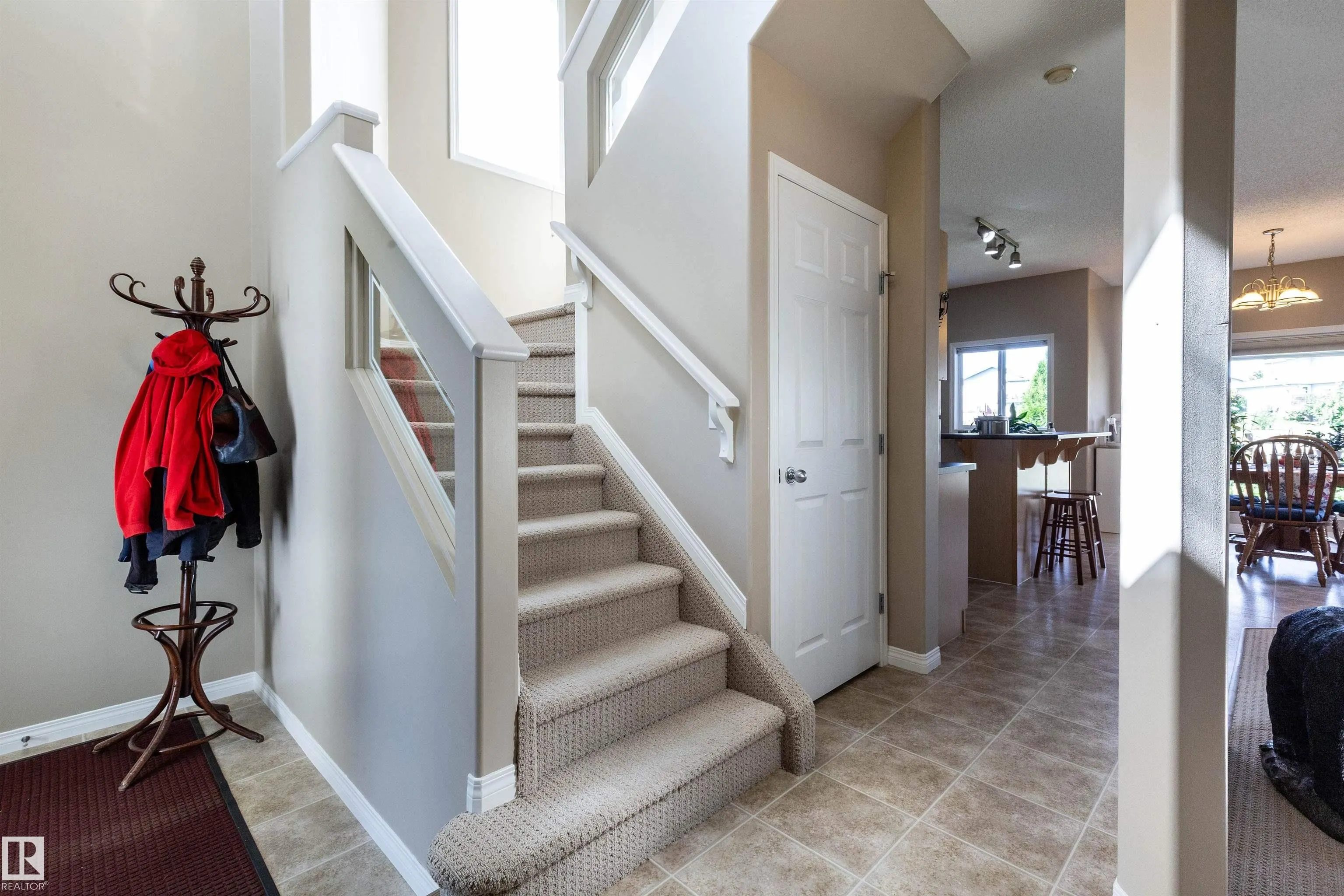 18 GRAYRIDGE Bay