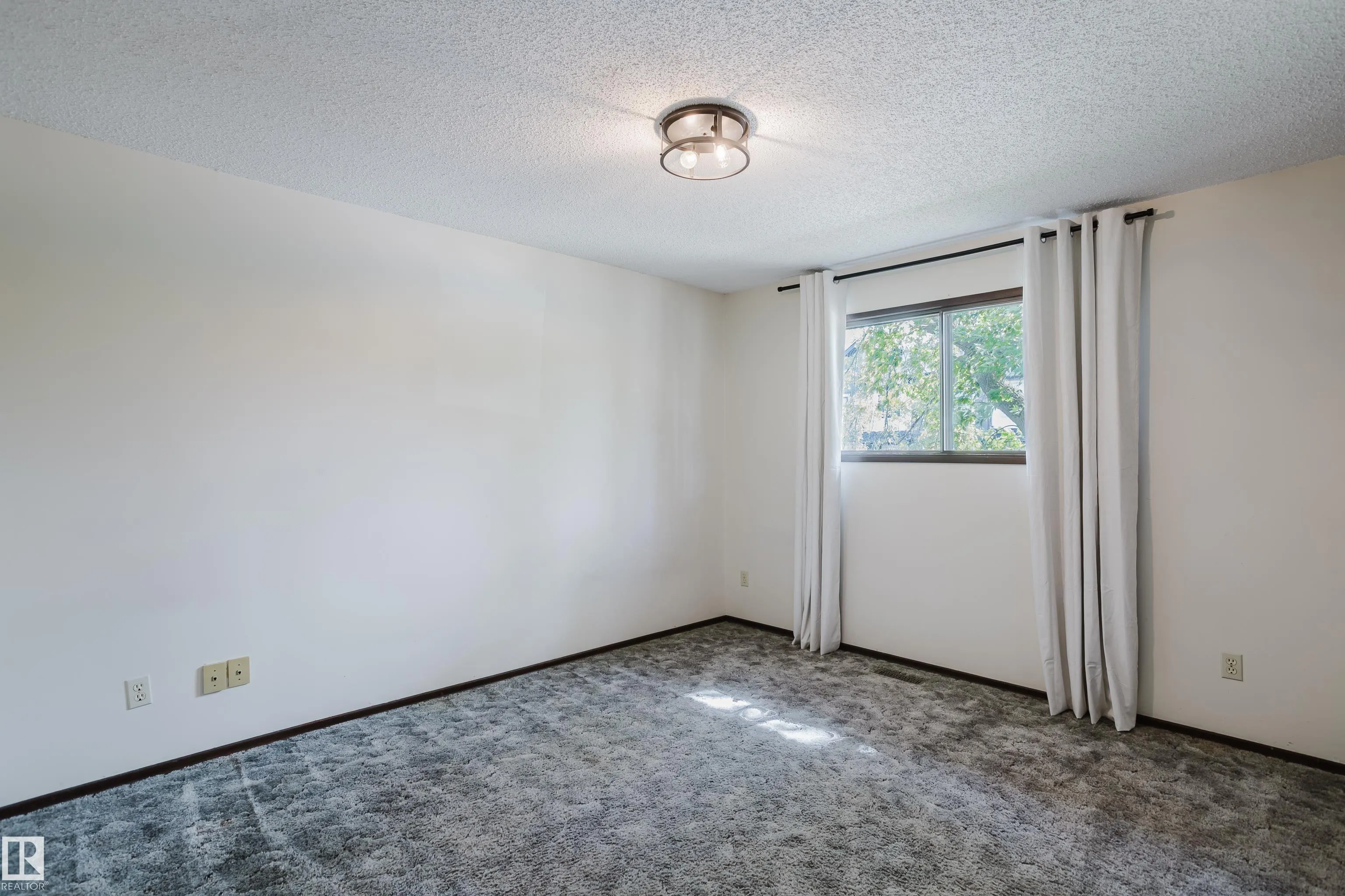 15206 103 Avenue