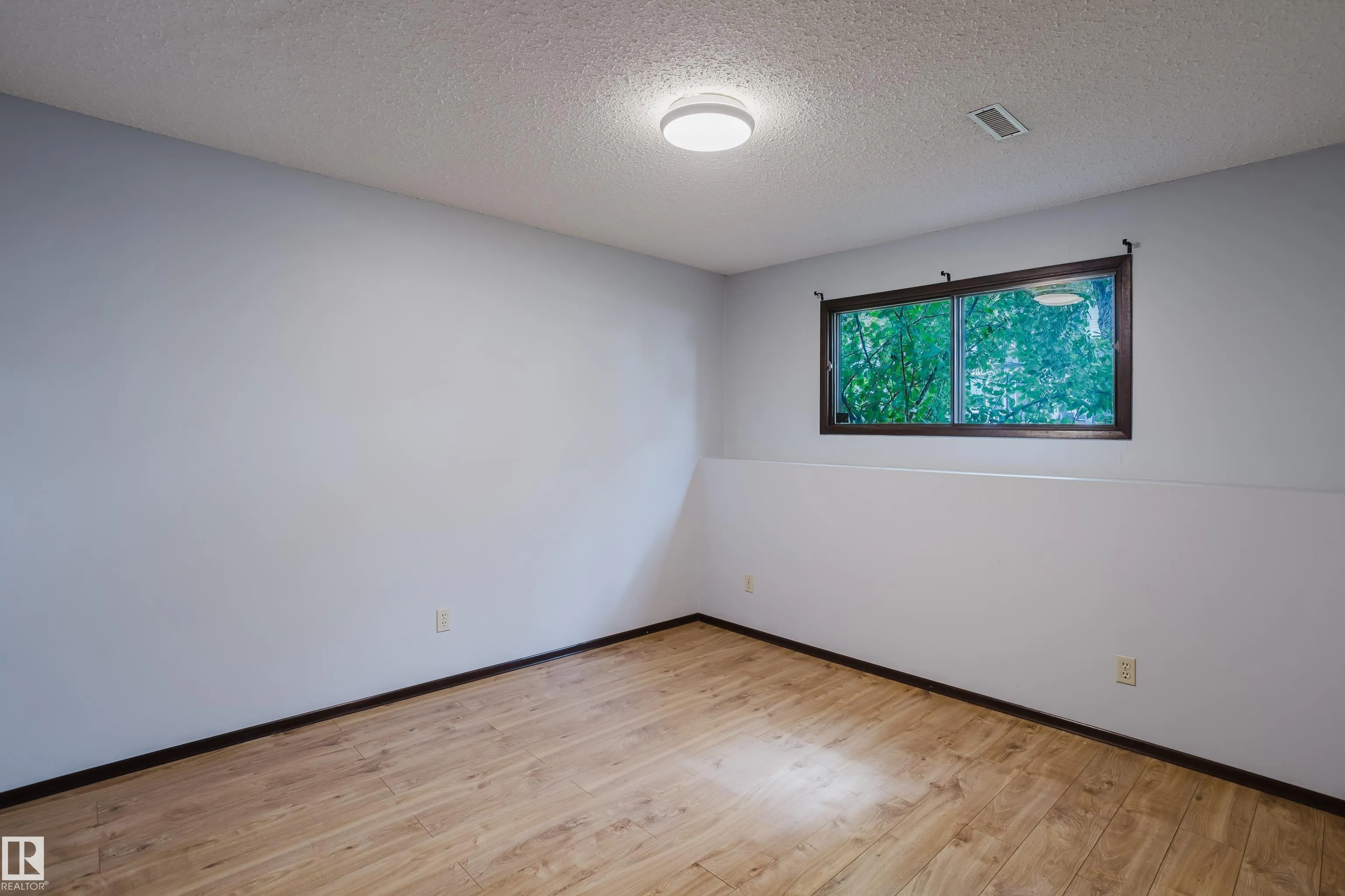 15206 103 Avenue