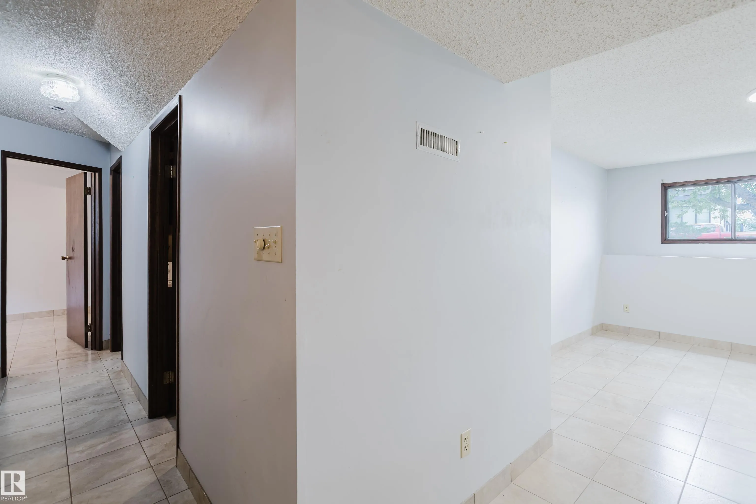 15206 103 Avenue