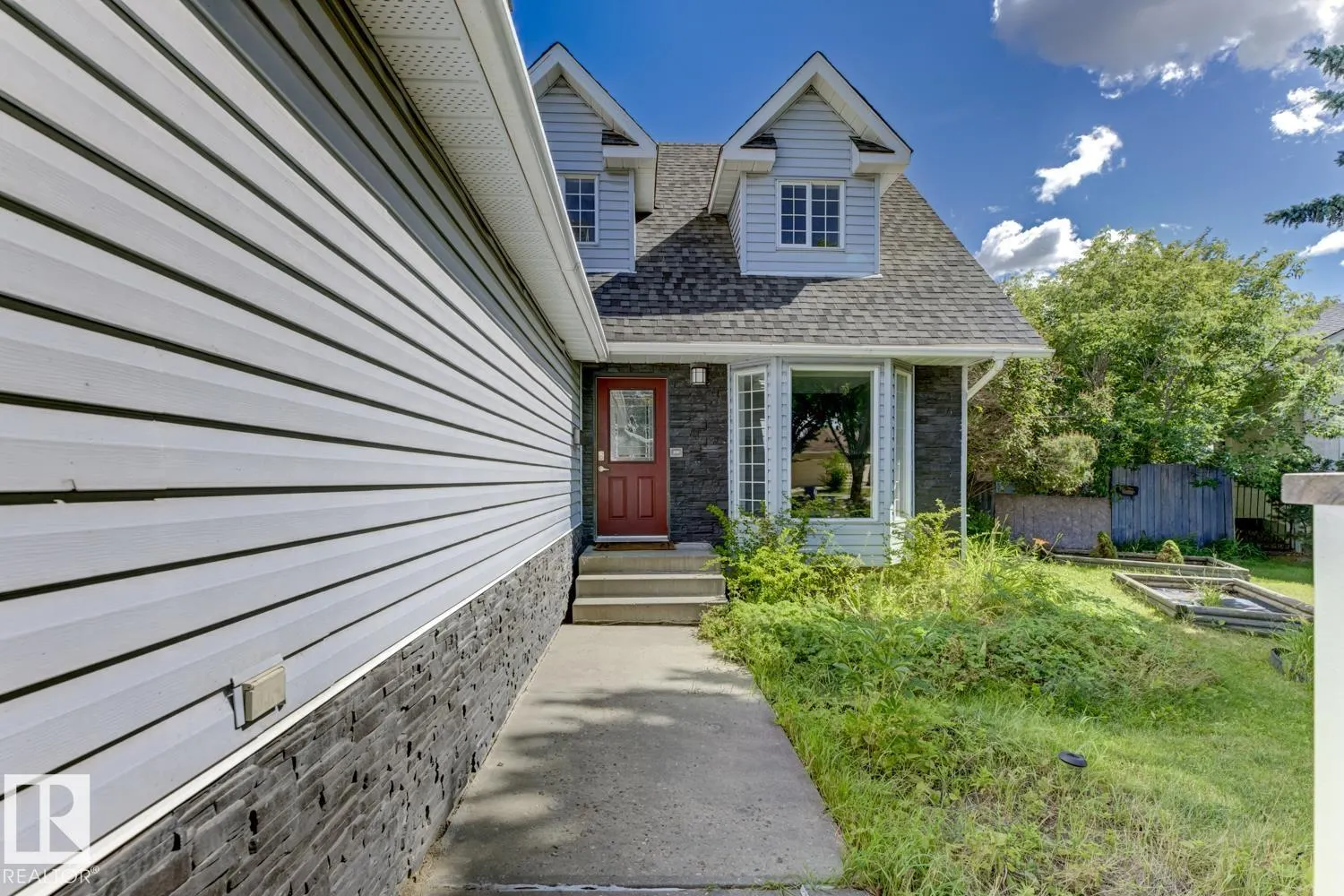 11 AINSLEY Place