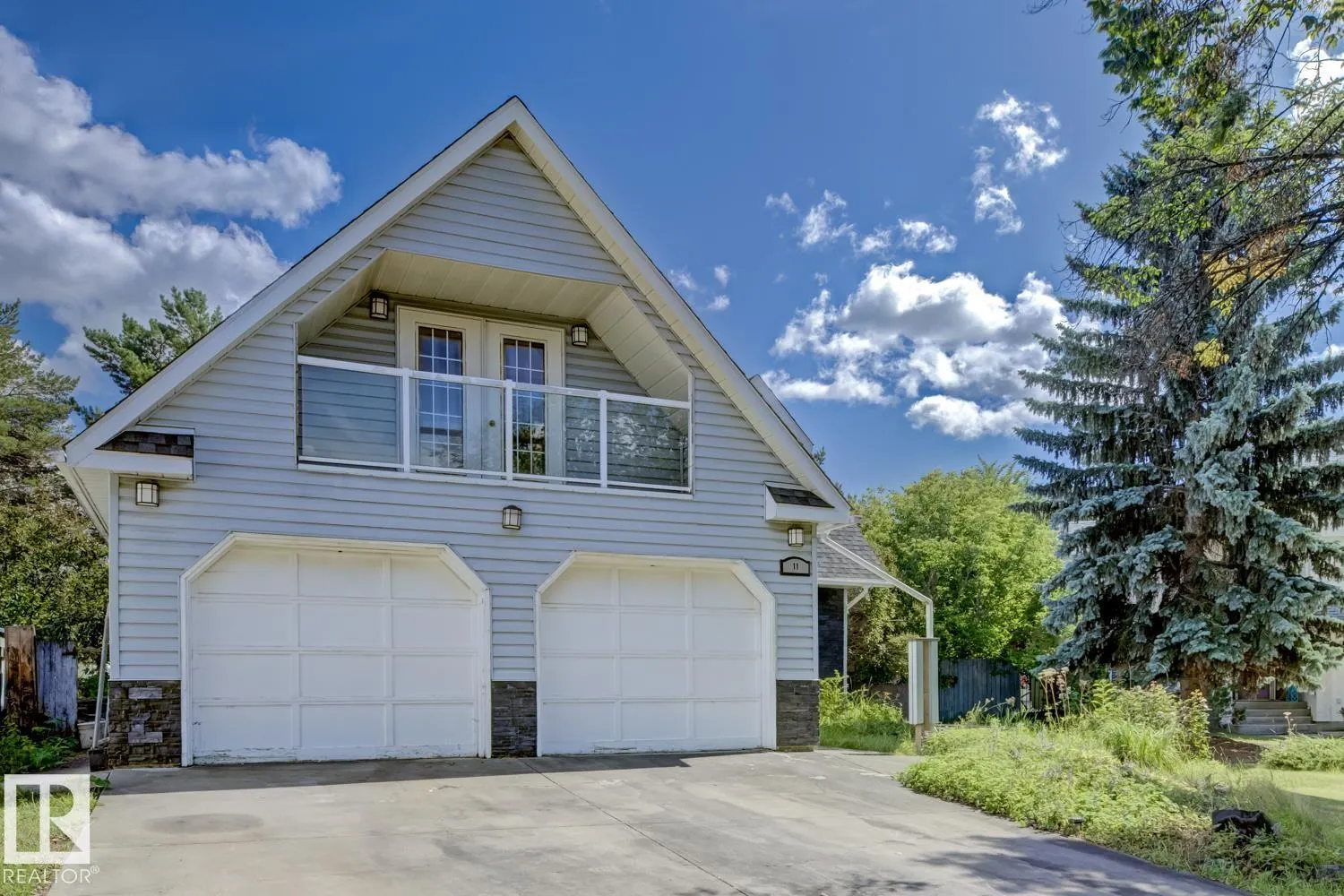 11 AINSLEY Place