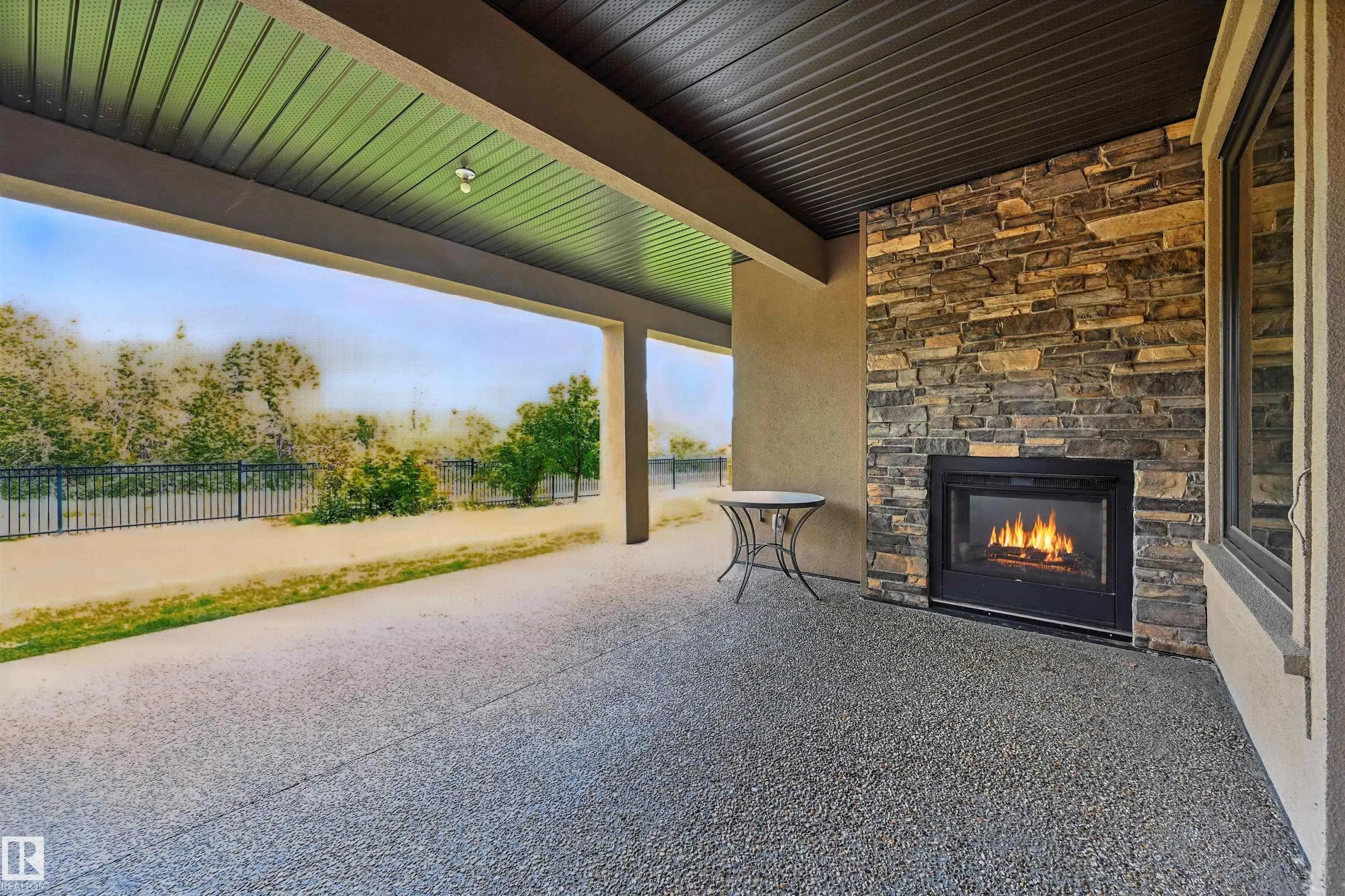 631 HOWATT Drive