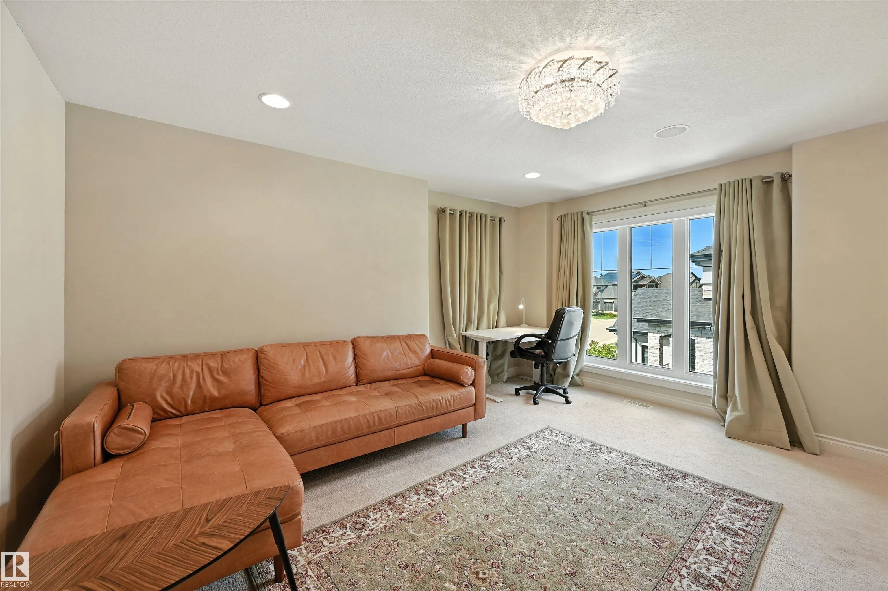 631 HOWATT Drive