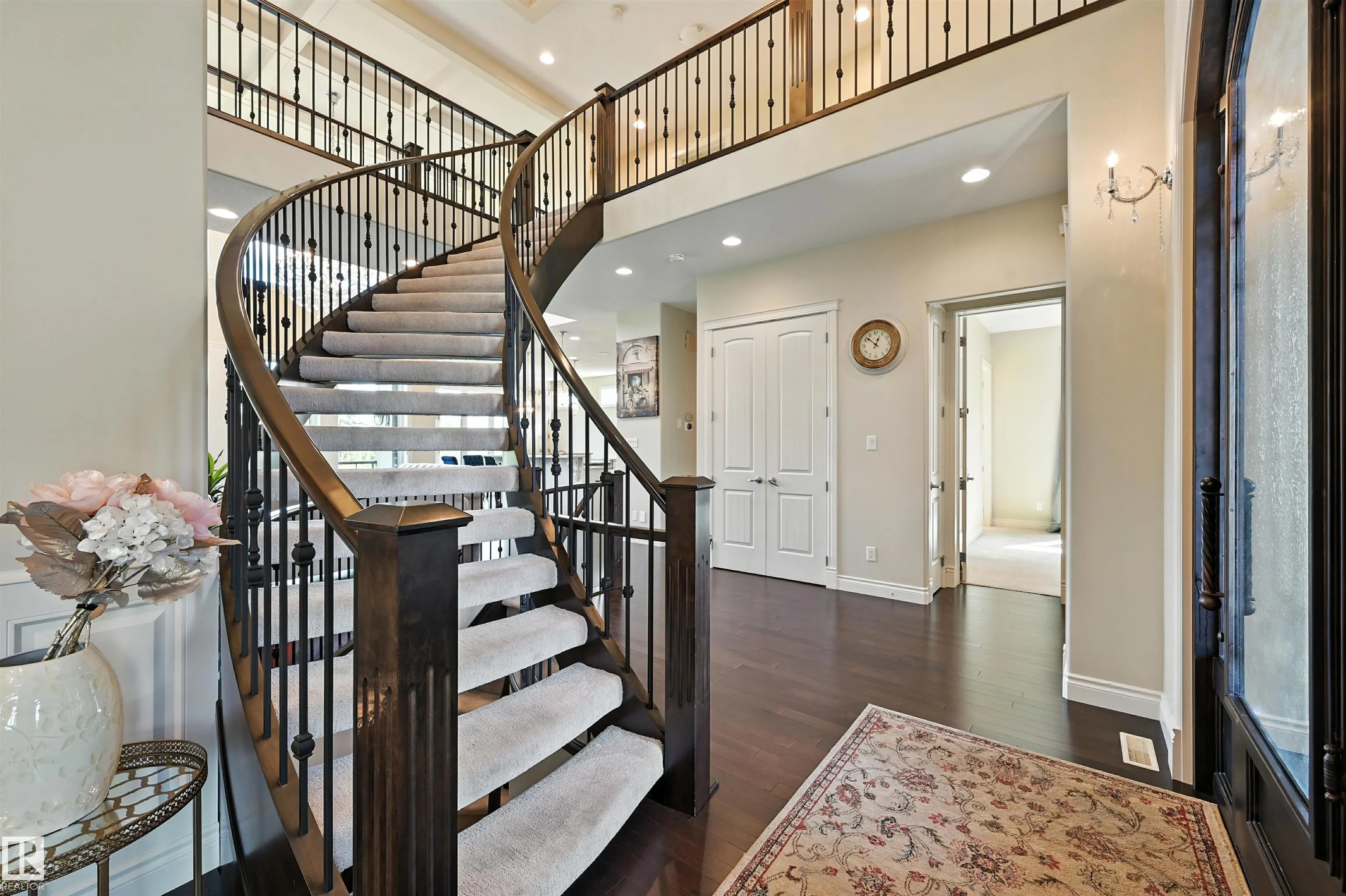 631 HOWATT Drive
