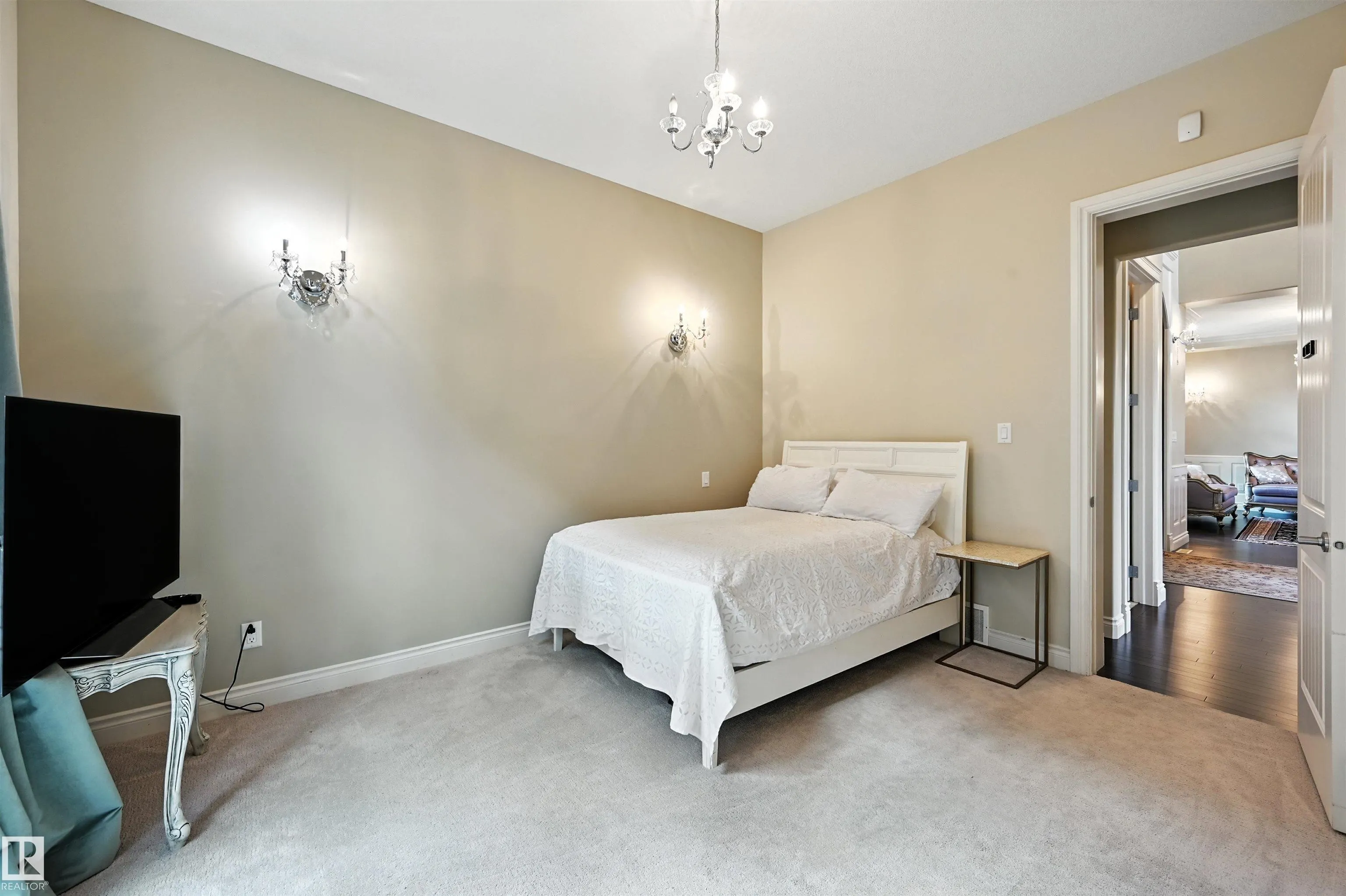 631 HOWATT Drive