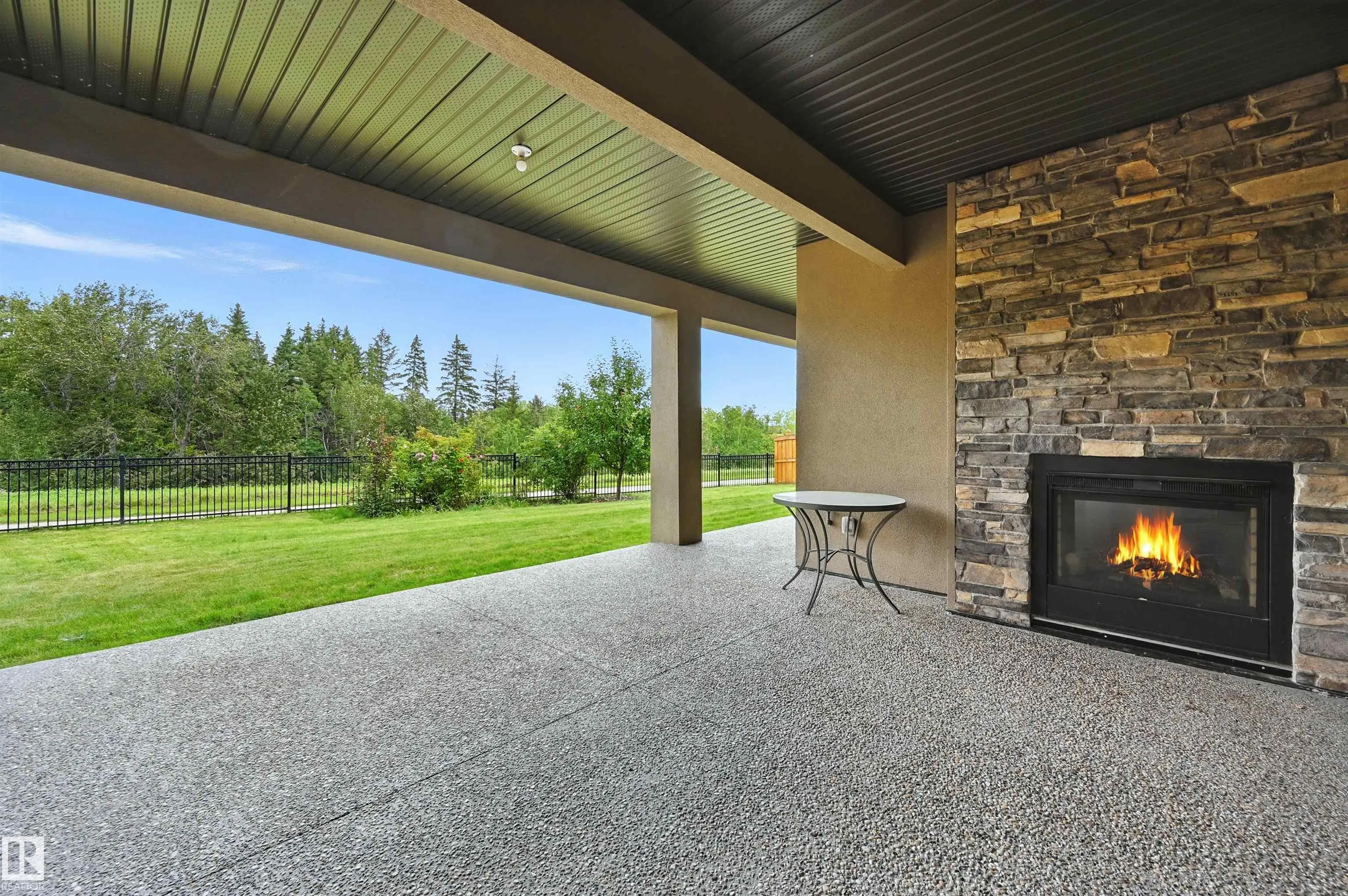 631 HOWATT Drive