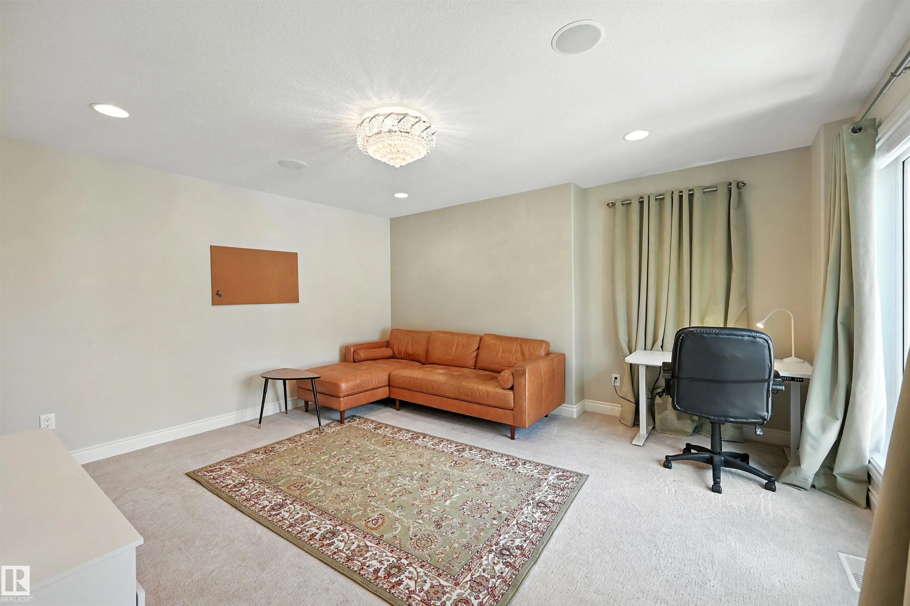 631 HOWATT Drive