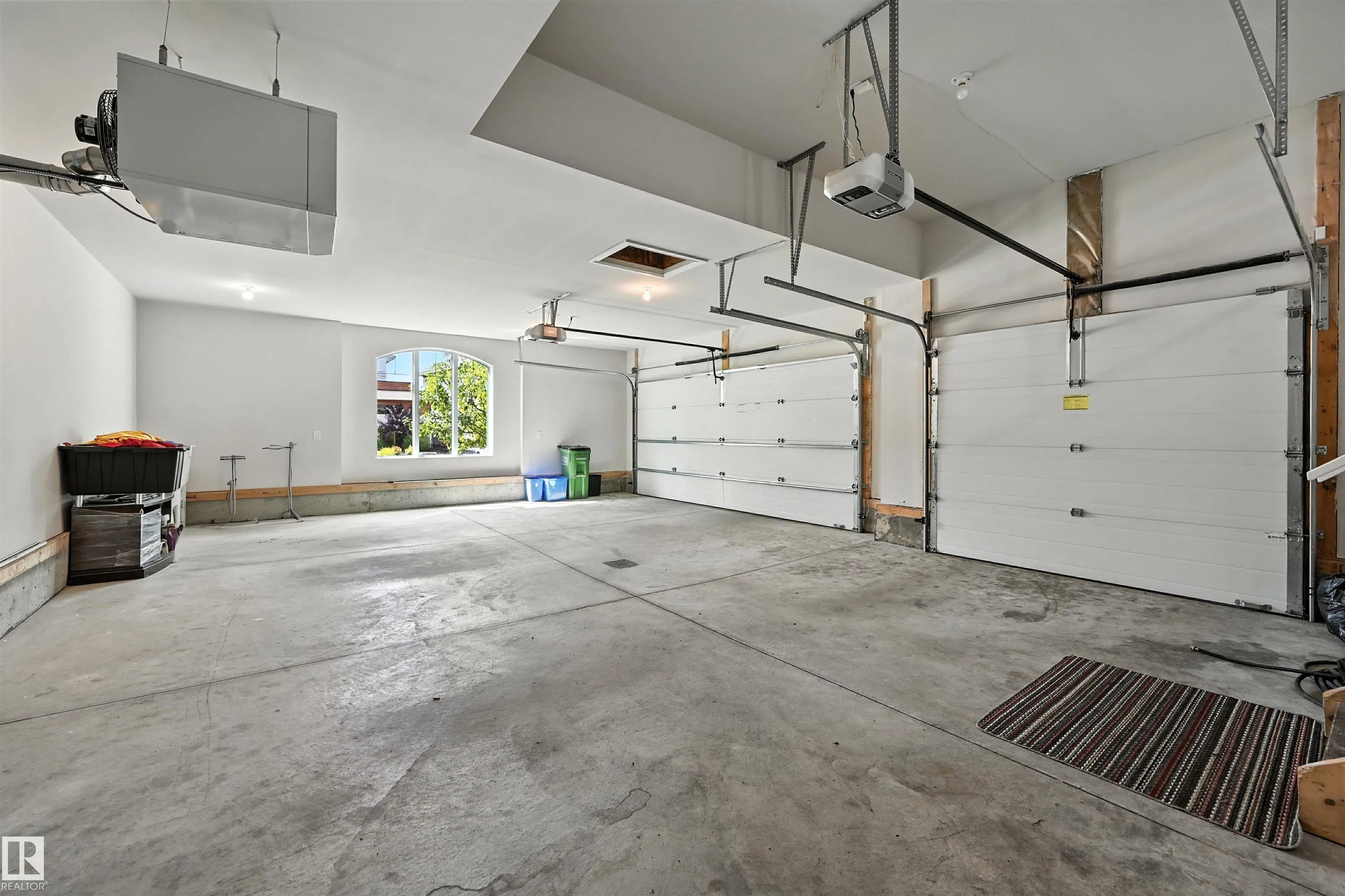 631 HOWATT Drive