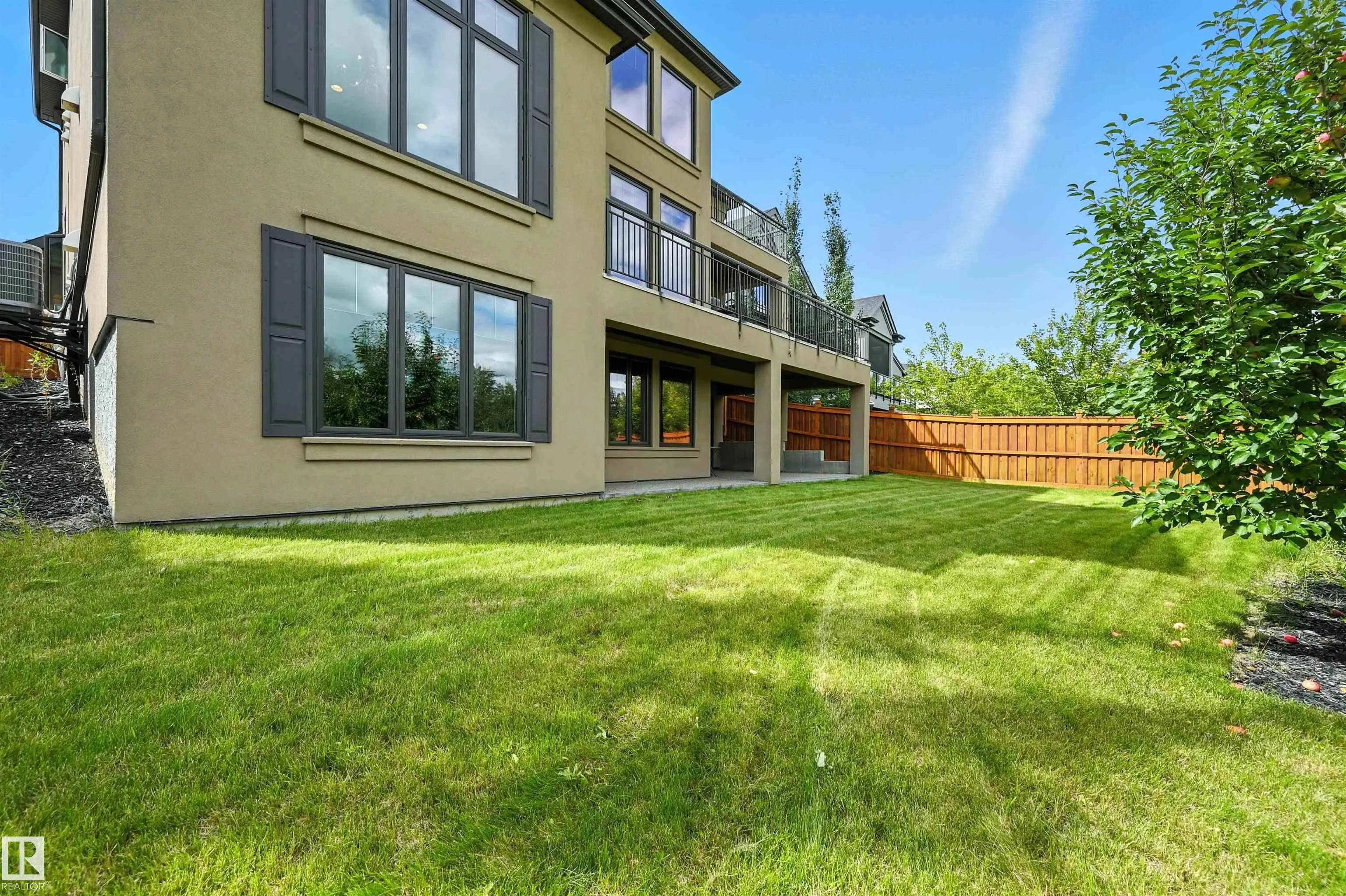 631 HOWATT Drive