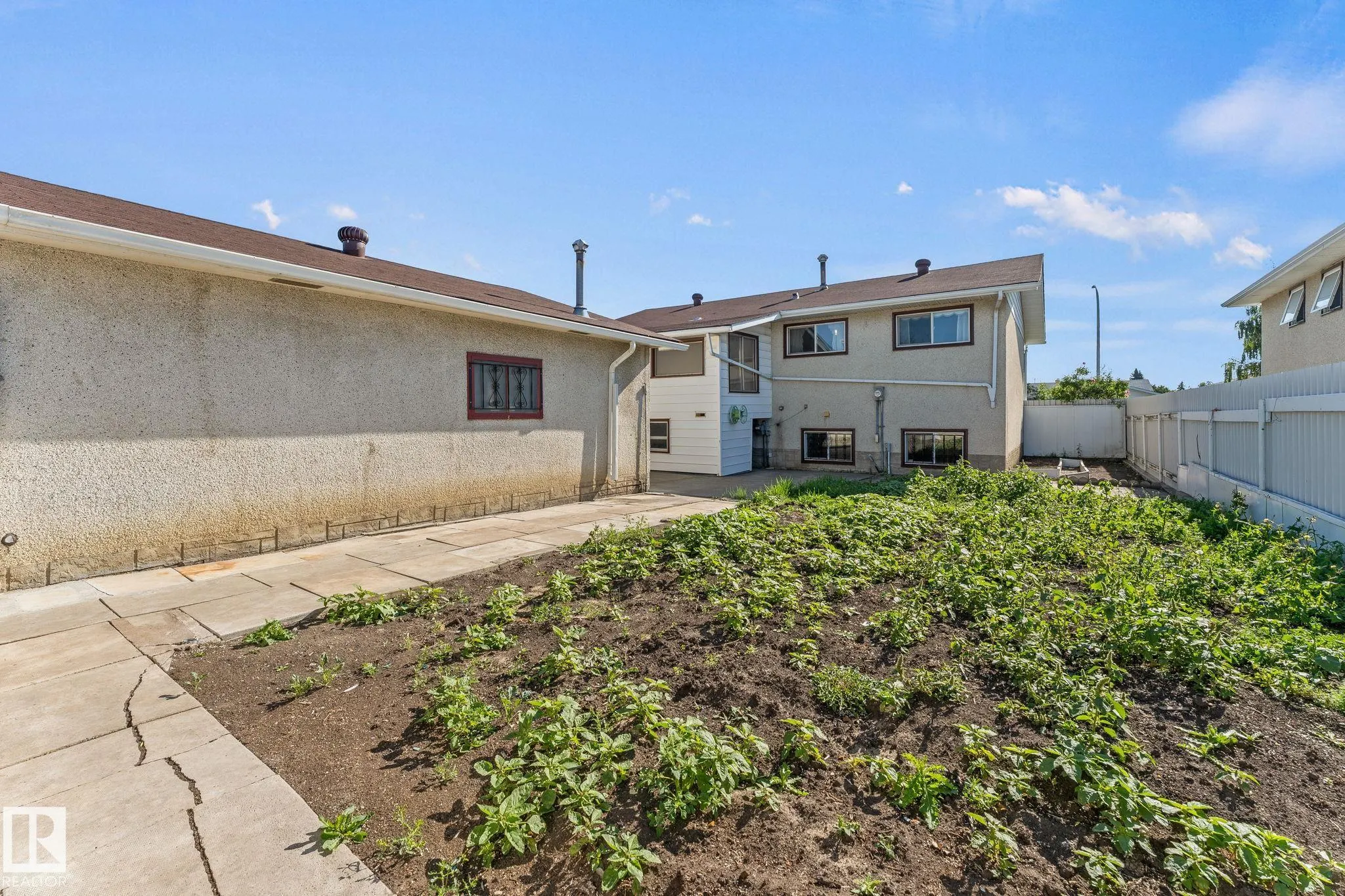 13820 86 Street