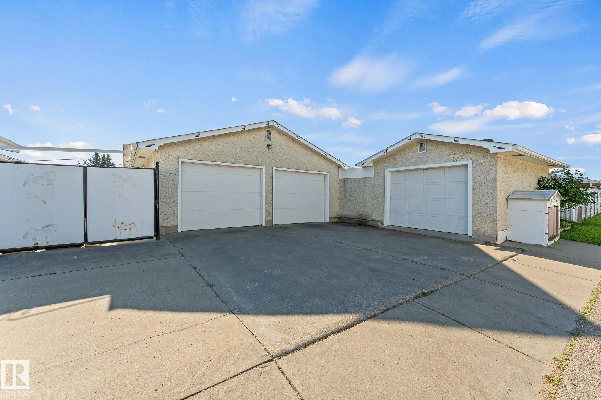 13820 86 Street