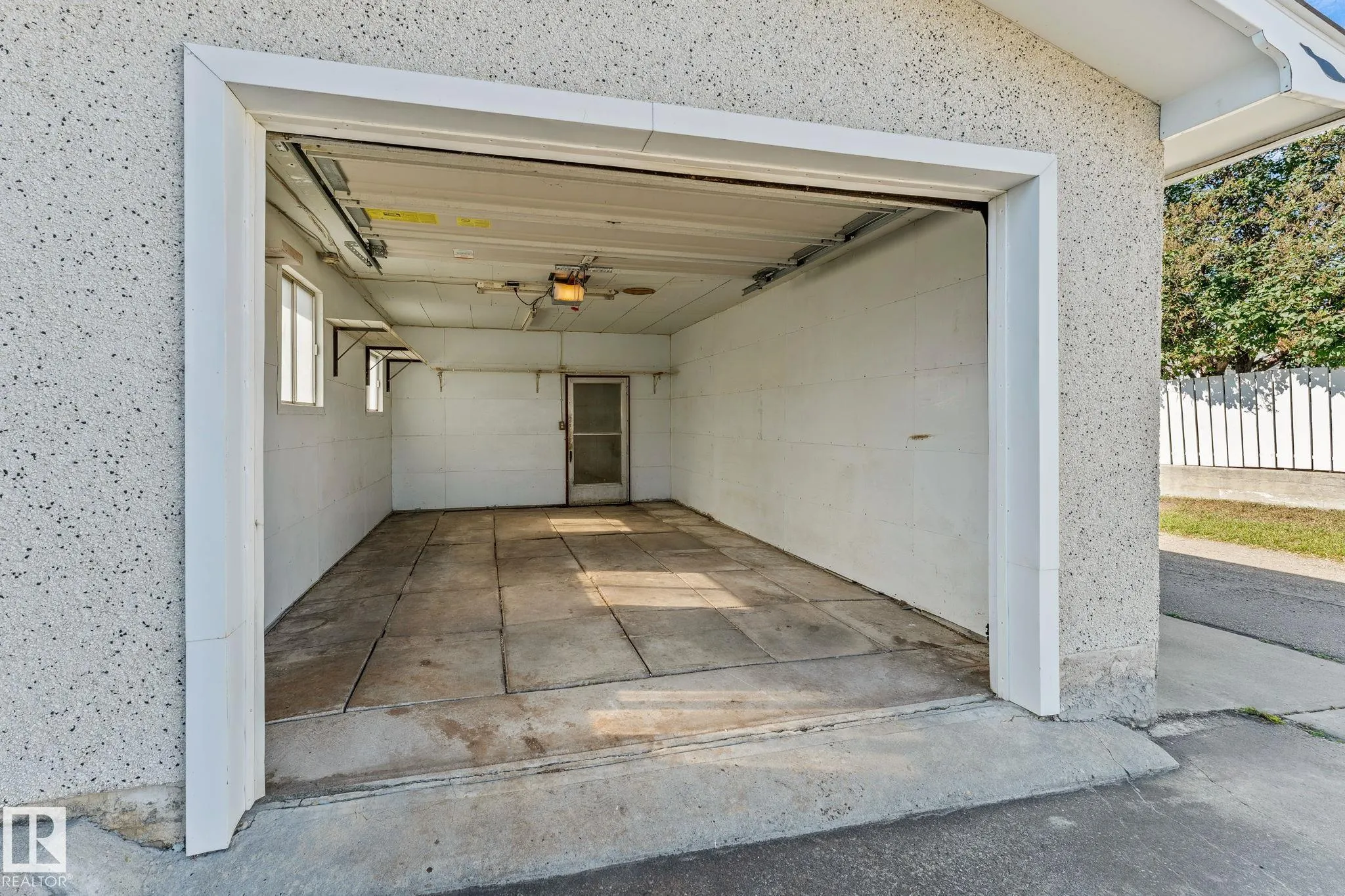13820 86 Street