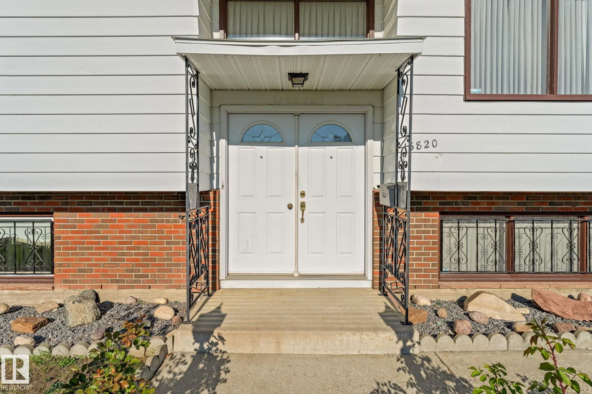13820 86 Street