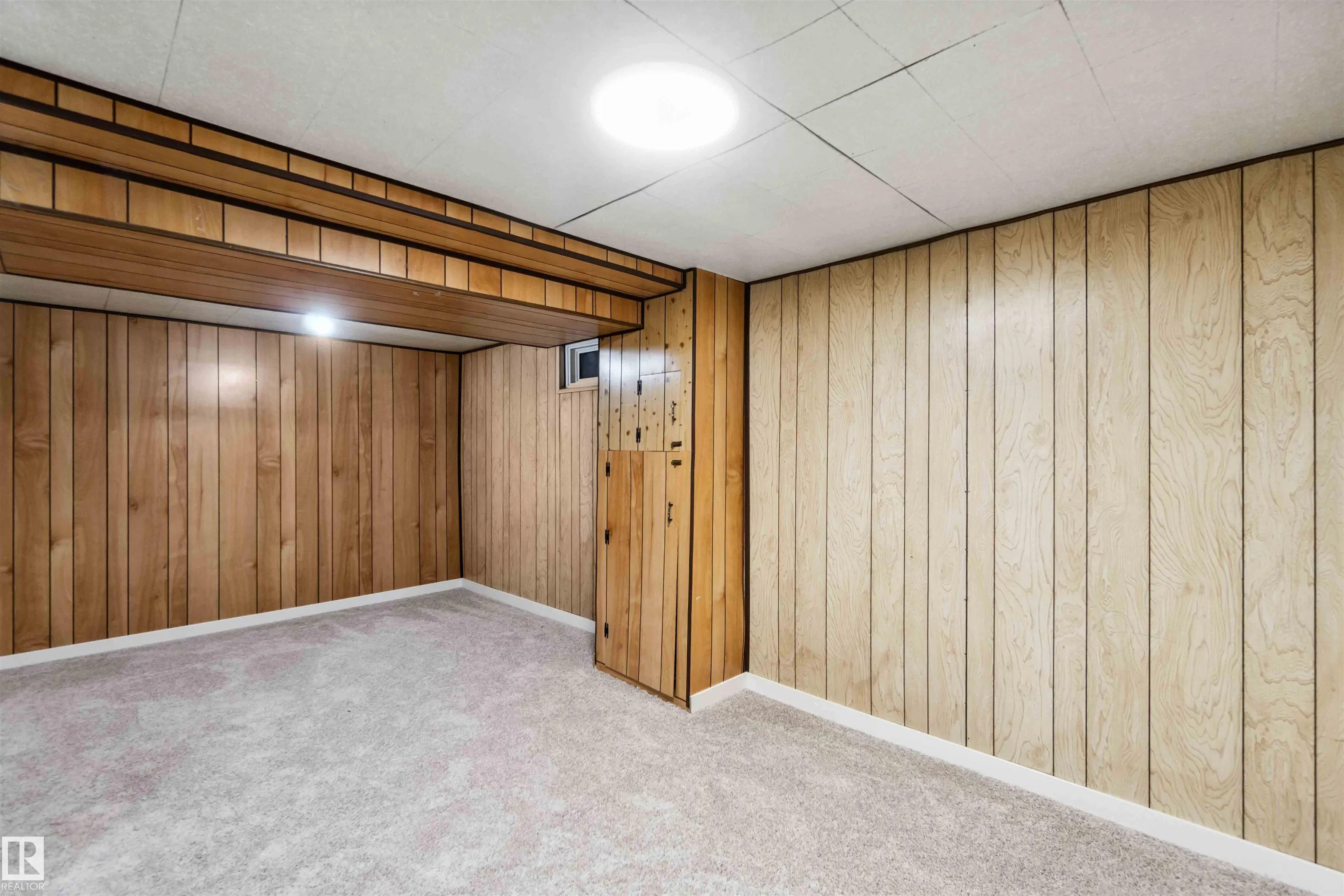 1096 MILLBOURNE
