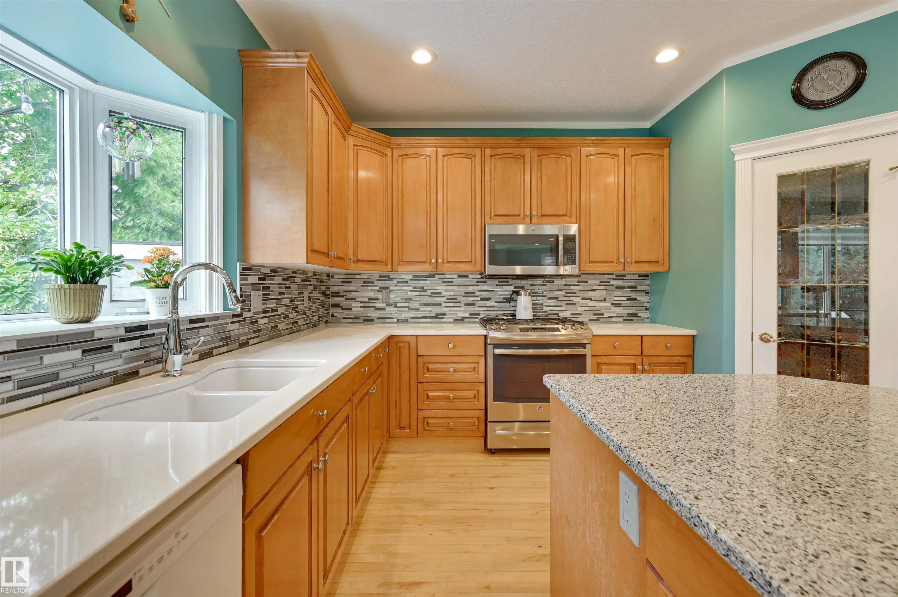 81 DECHENE Road