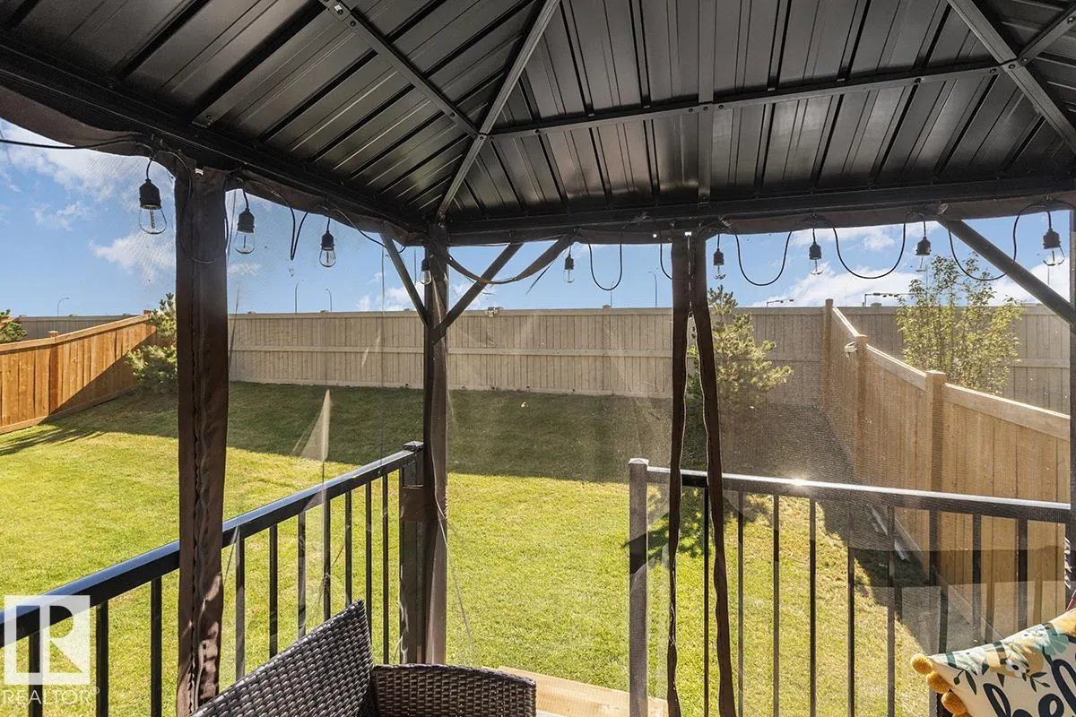 1154 GOLDFINCH Crescent