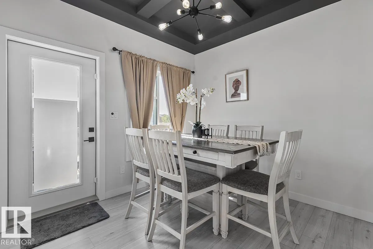 1154 GOLDFINCH Crescent