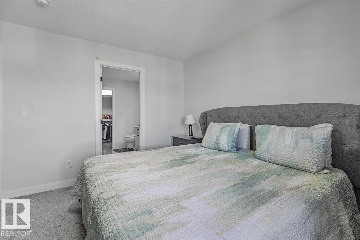 1154 GOLDFINCH Crescent