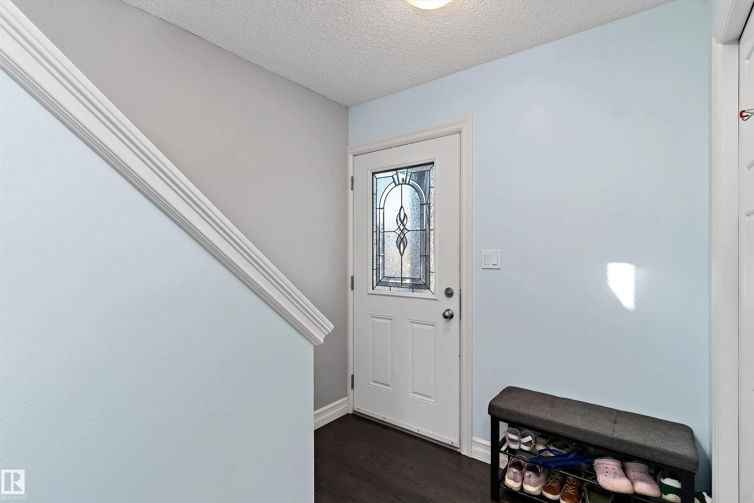 5813 64 ST