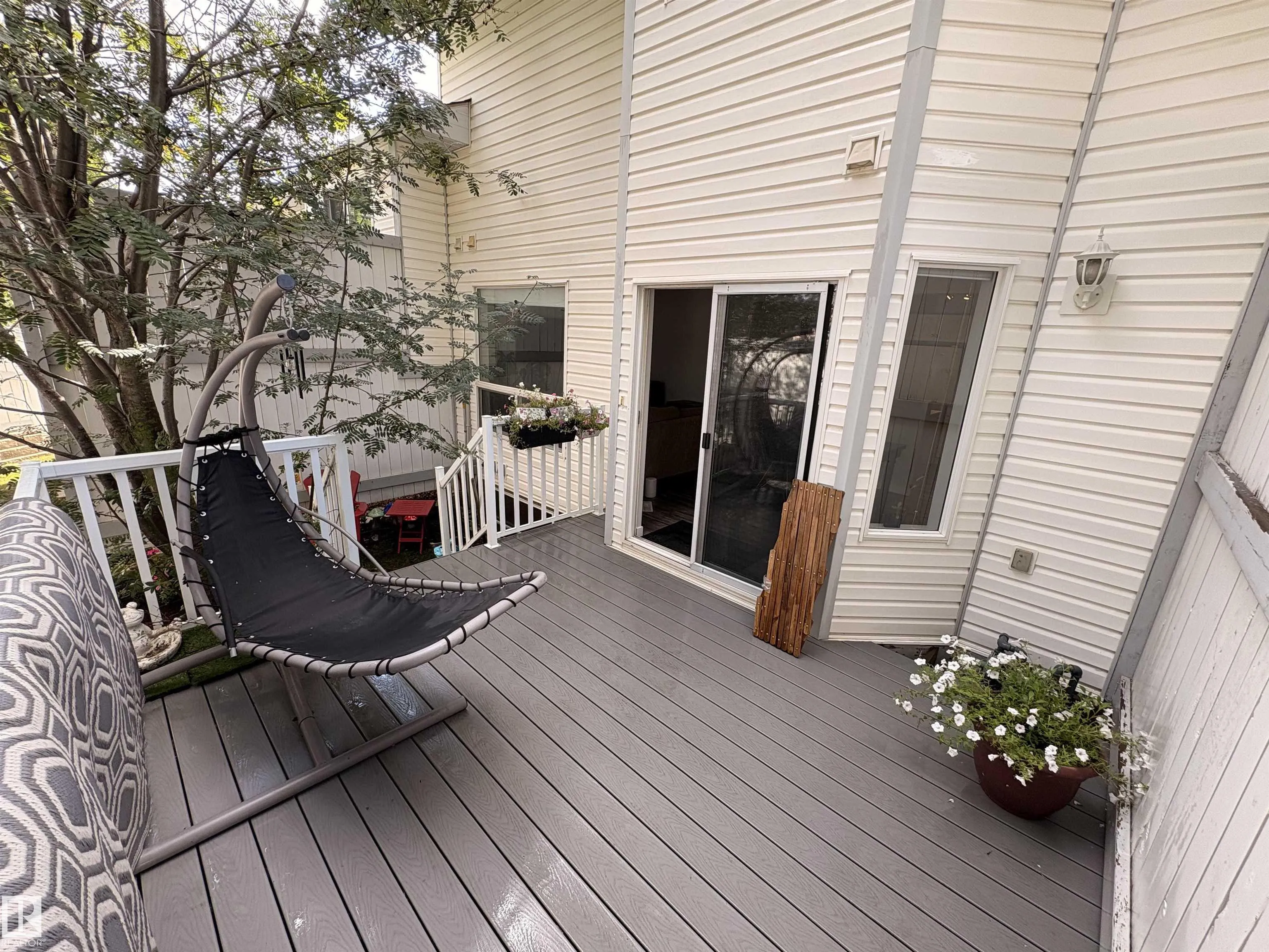 3 POIRIER Avenue