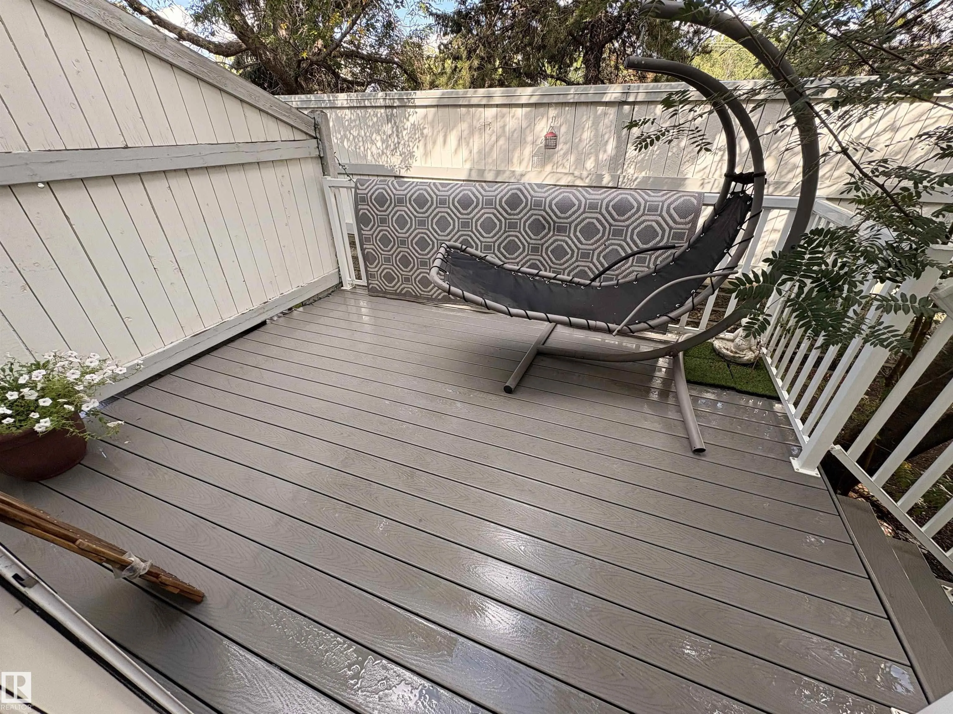 3 POIRIER Avenue