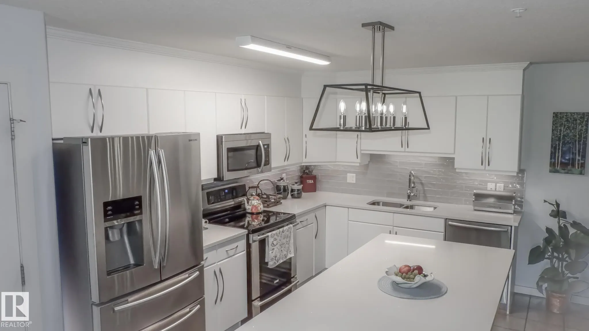 278 SUDER GREENS Drive